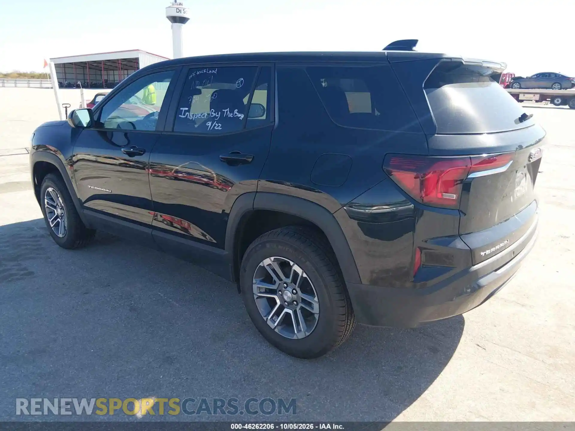 3 Фотография поврежденного автомобиля 3GKALMEG0TL514483 GMC TERRAIN 2026