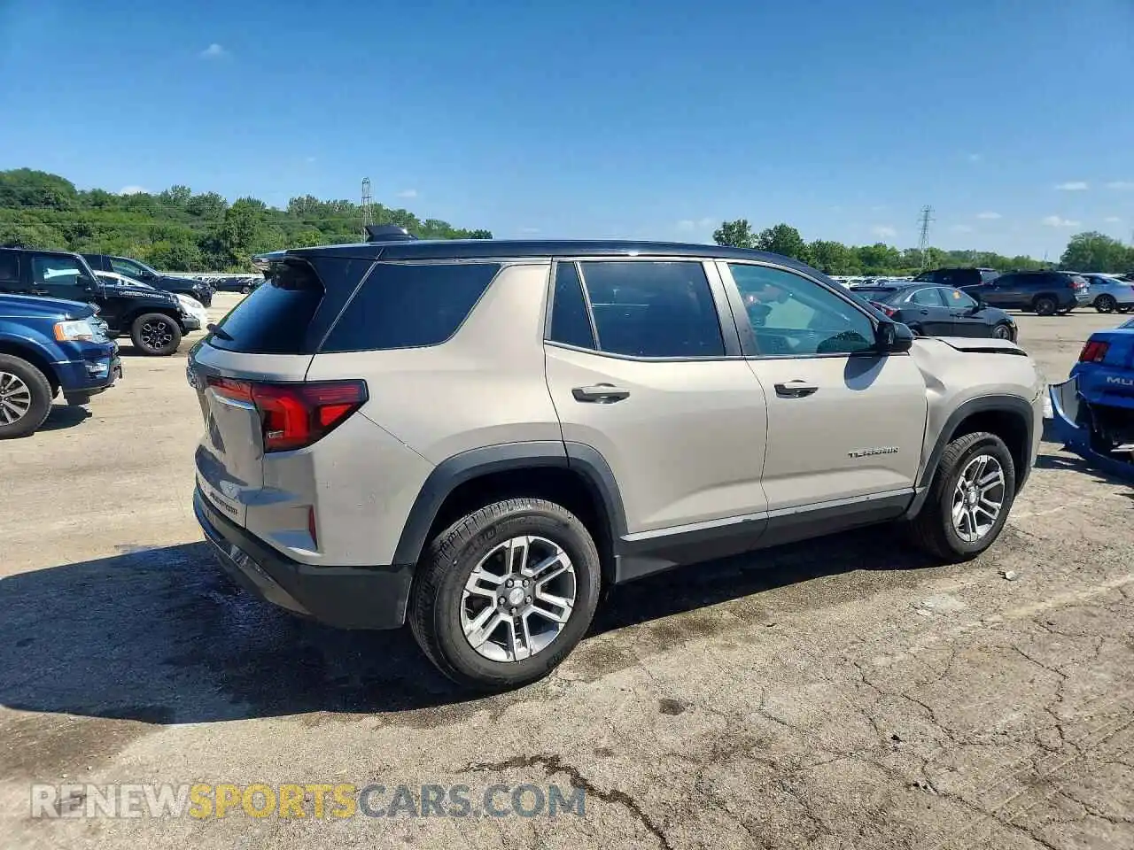 3 Фотография поврежденного автомобиля 3GKALMEG1TL133810 GMC TERRAIN 2026