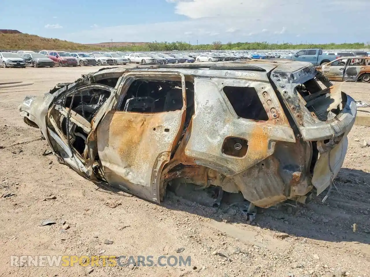 2 Photograph of a damaged car 3GKALMEG1TL308413 GMC TERRAIN 2026