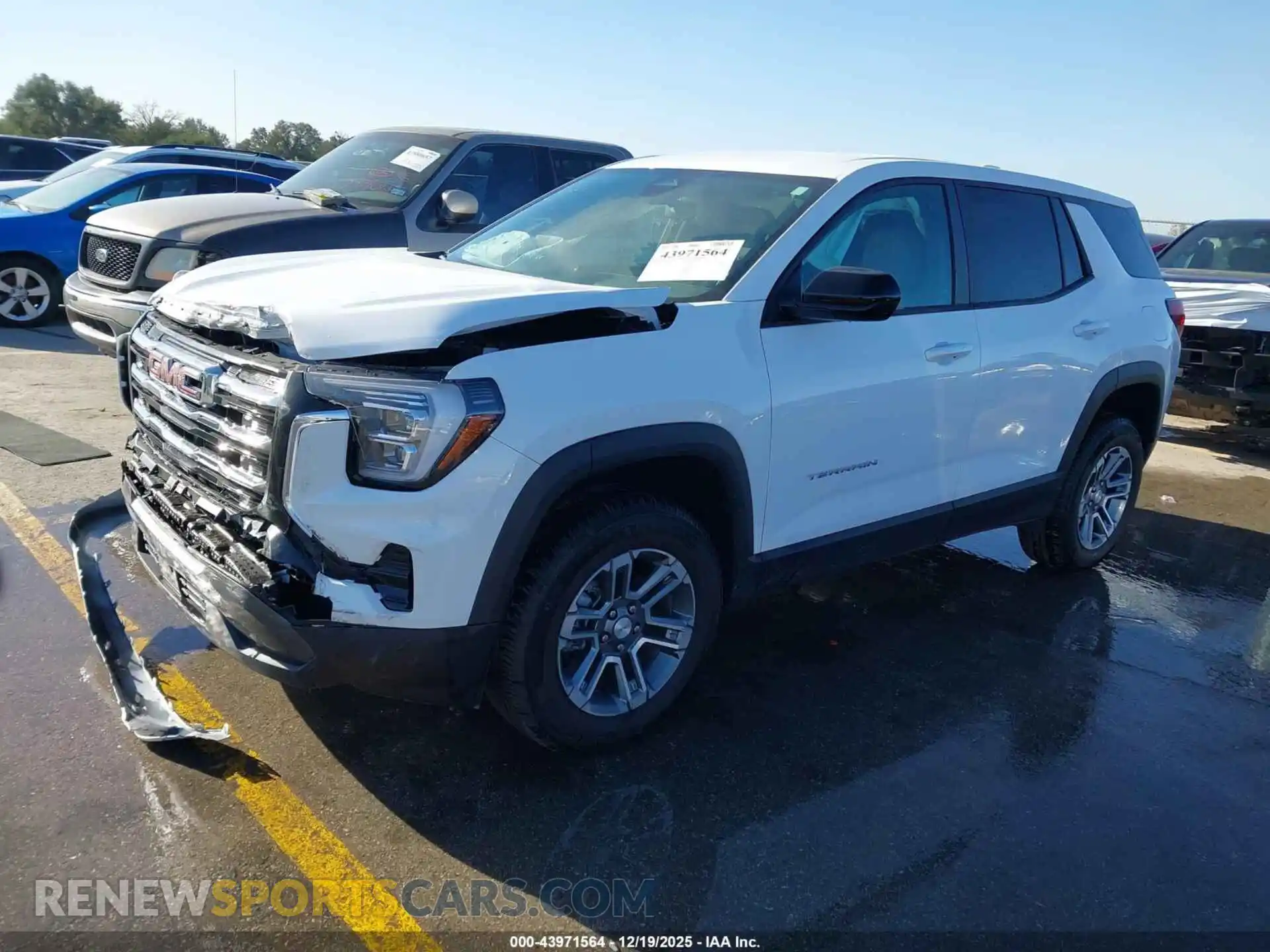 2 Photograph of a damaged car 3GKALMEG2TL262462 GMC TERRAIN 2026