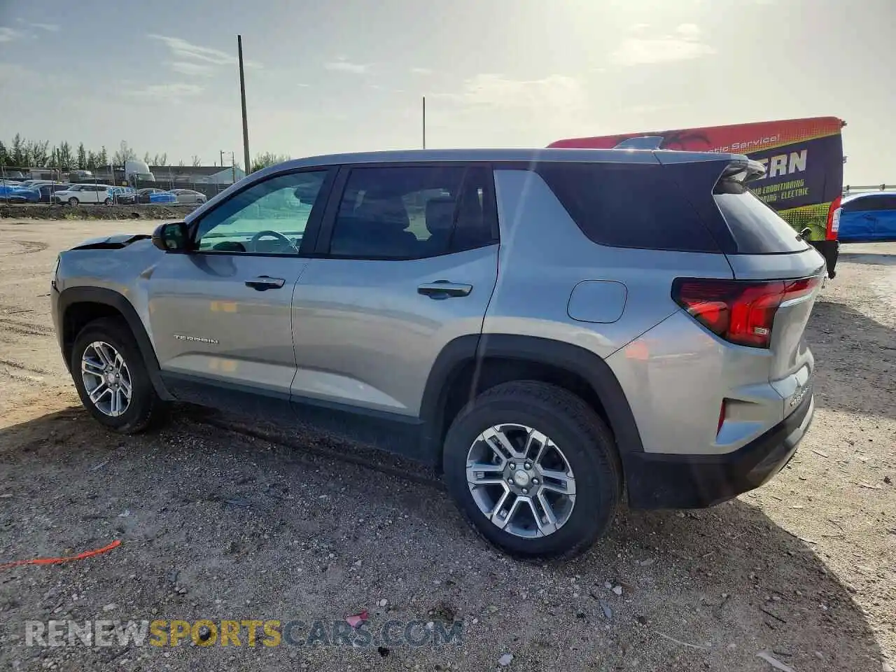 2 Photograph of a damaged car 3GKALMEG2TL281884 GMC TERRAIN 2026