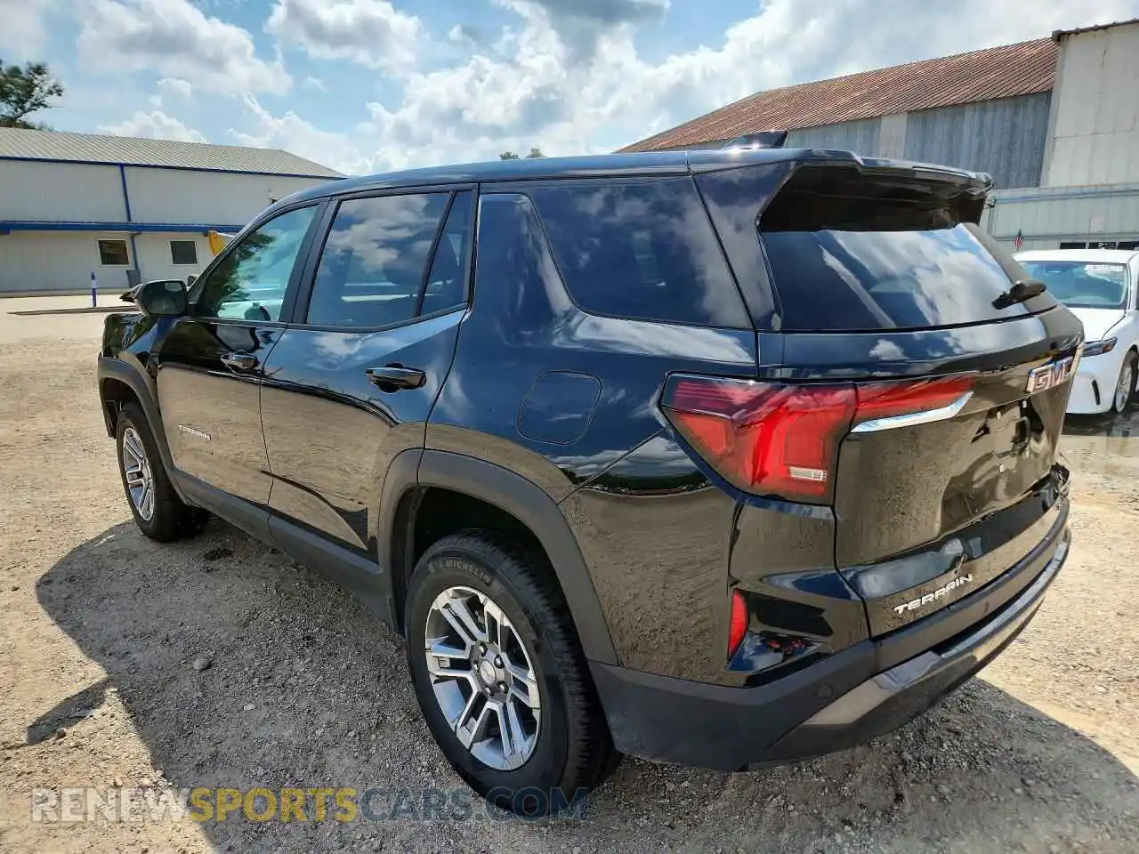 2 Photograph of a damaged car 3GKALMEG3TL335127 GMC TERRAIN 2026