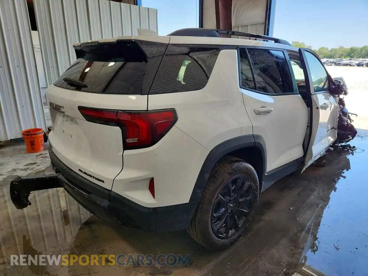 3 Photograph of a damaged car 3GKALMEG3TL460094 GMC TERRAIN 2026