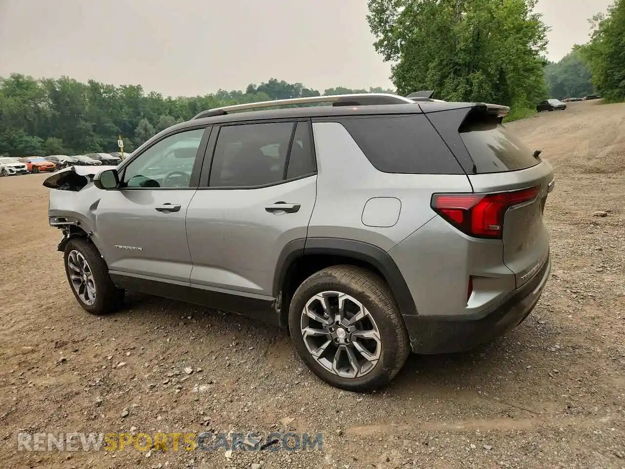 2 fotografías del automóvil dañado 3GKALMEG4TL464607 GMC TERRAIN 2026
