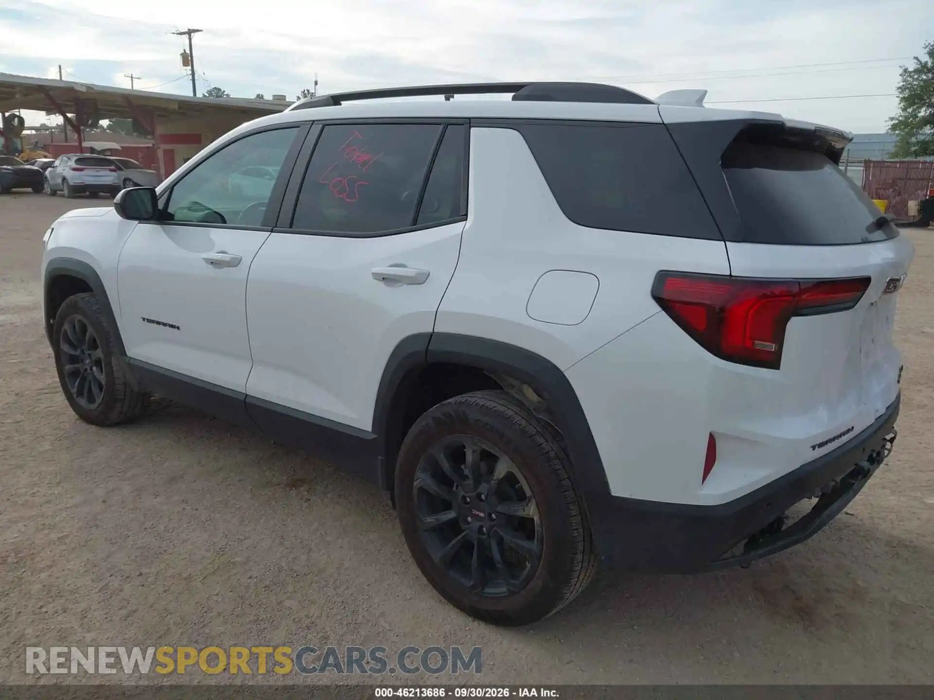 3 fotografías del automóvil dañado 3GKALMEG5TL255179 GMC TERRAIN 2026
