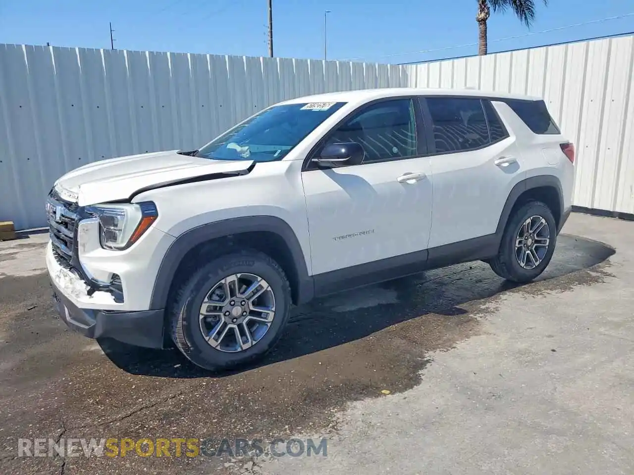 1 Photograph of a damaged car 3GKALMEG5TL355881 GMC TERRAIN 2026