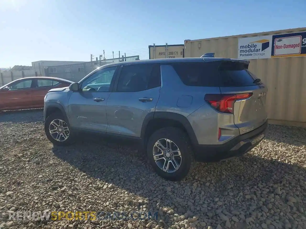 2 fotografías del automóvil dañado 3GKALMEG5TL444642 GMC TERRAIN 2026
