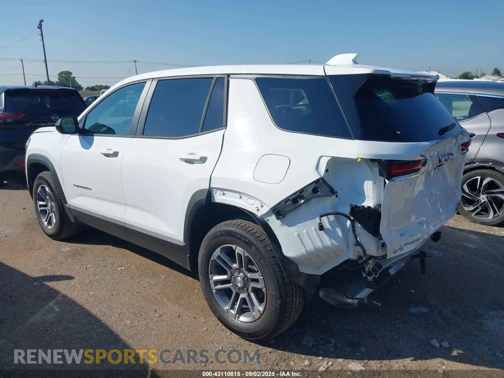 3 Photograph of a damaged car 3GKALMEG7TL217324 GMC TERRAIN 2026