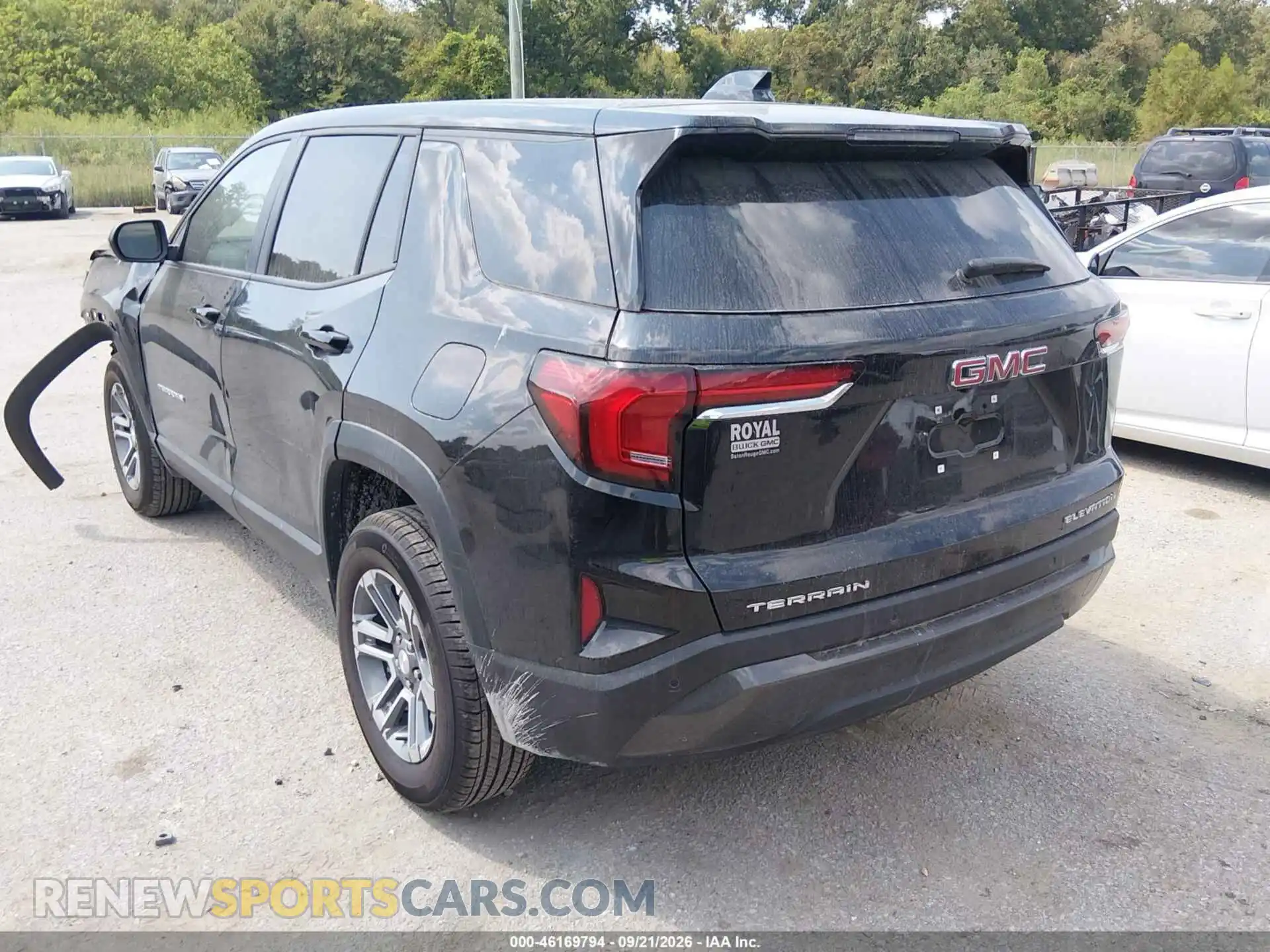 3 Photograph of a damaged car 3GKALMEG7TL474595 GMC TERRAIN 2026