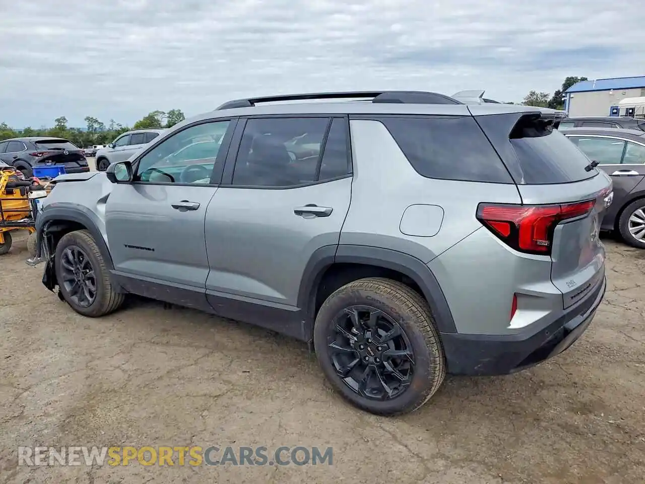 2 fotografías del automóvil dañado 3GKALMEGXTL335822 GMC TERRAIN 2026