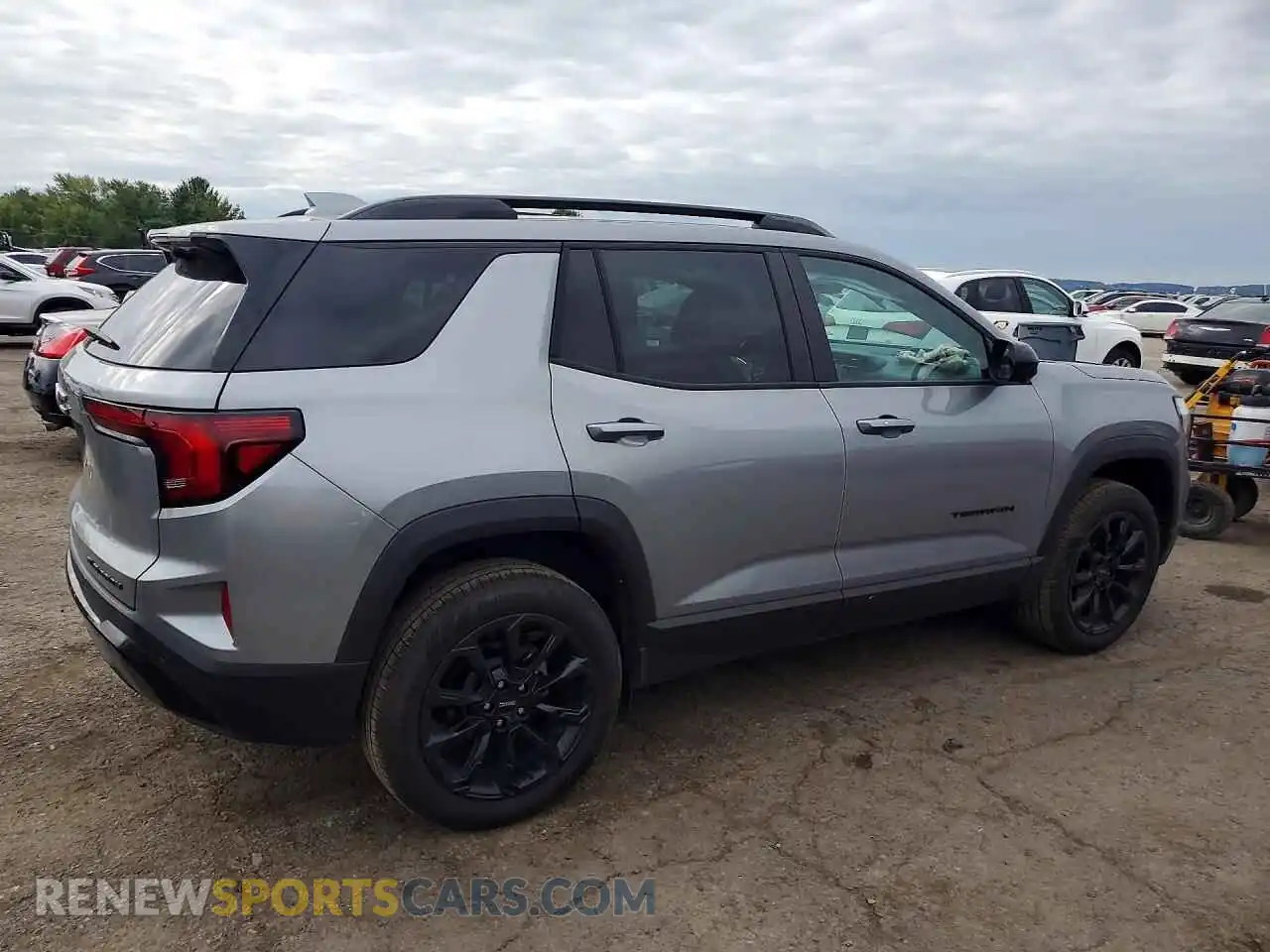 3 fotografías del automóvil dañado 3GKALMEGXTL335822 GMC TERRAIN 2026
