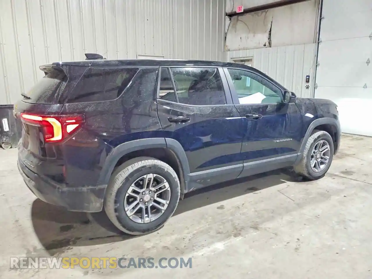 3 Фотография поврежденного автомобиля 3GKALUEG0TL179189 GMC TERRAIN 2026