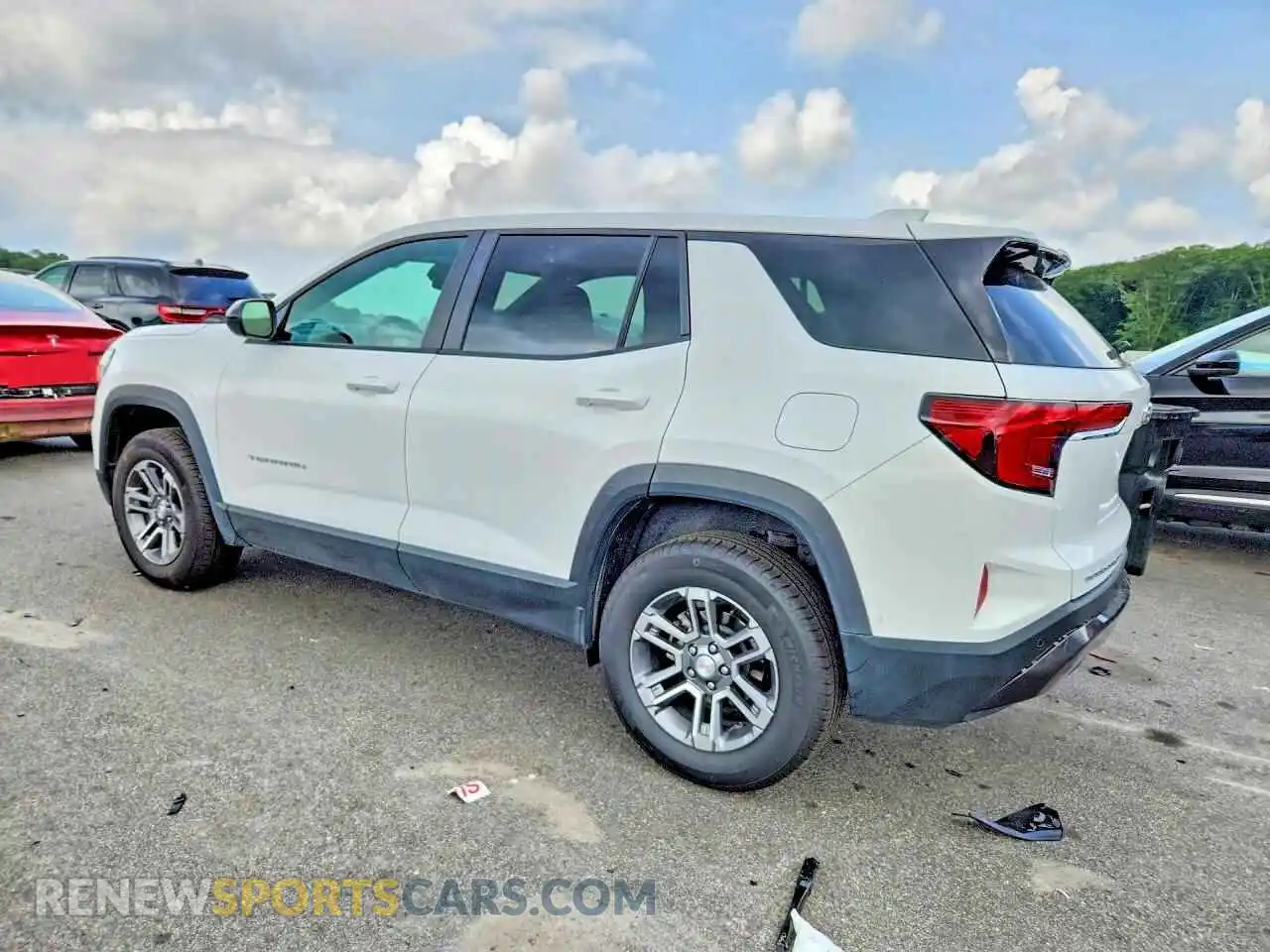 2 Photograph of a damaged car 3GKALUEG0TL391218 GMC TERRAIN 2026