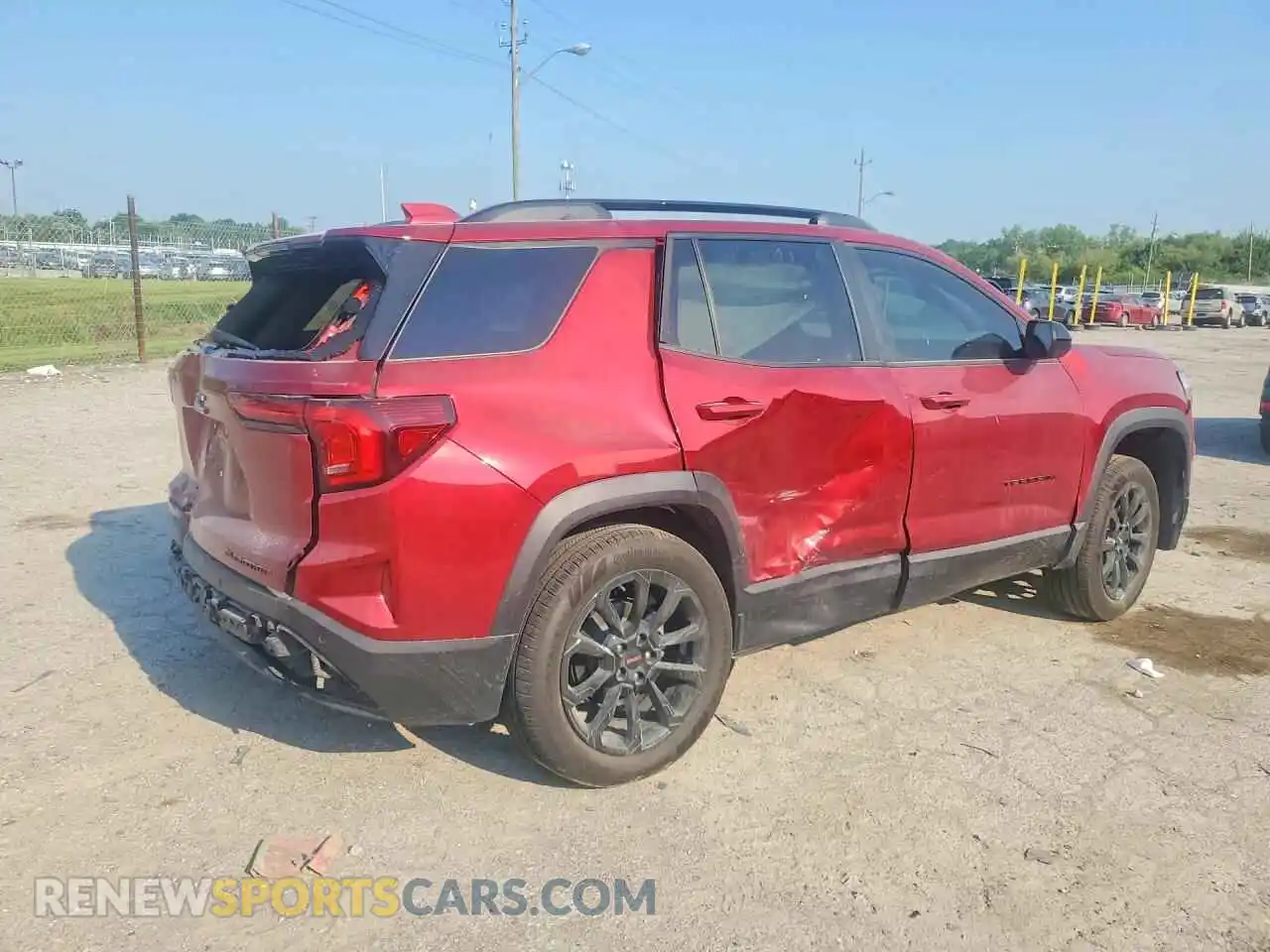 3 fotografías del automóvil dañado 3GKALUEG1TL311019 GMC TERRAIN 2026
