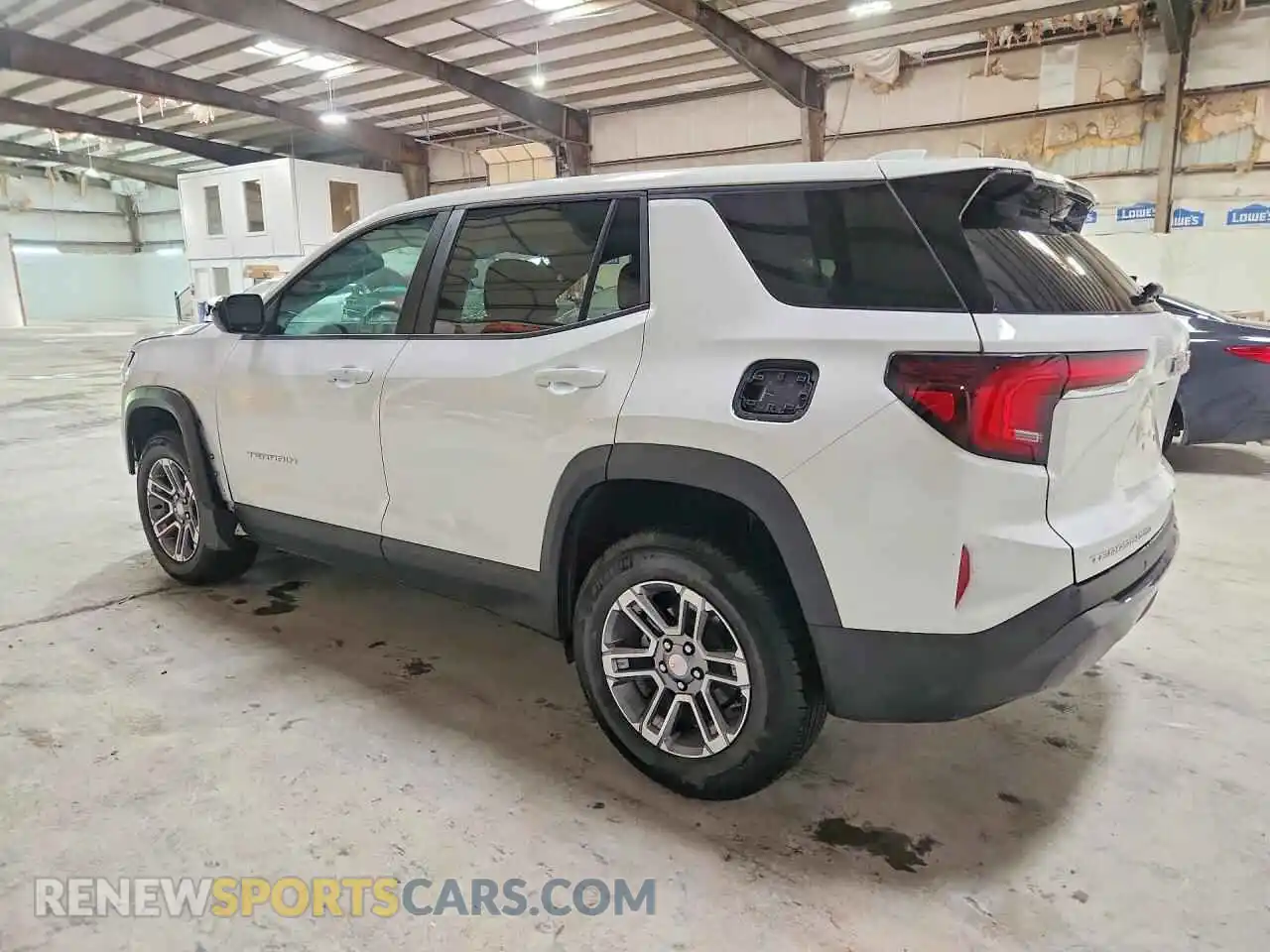 2 Photograph of a damaged car 3GKALUEG3TL374087 GMC TERRAIN 2026