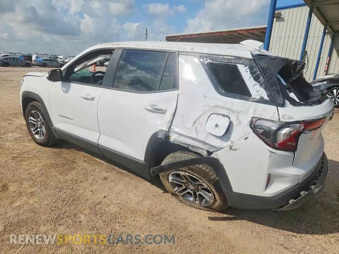 2 Photograph of a damaged car 3GKALUEG3TL375854 GMC TERRAIN 2026