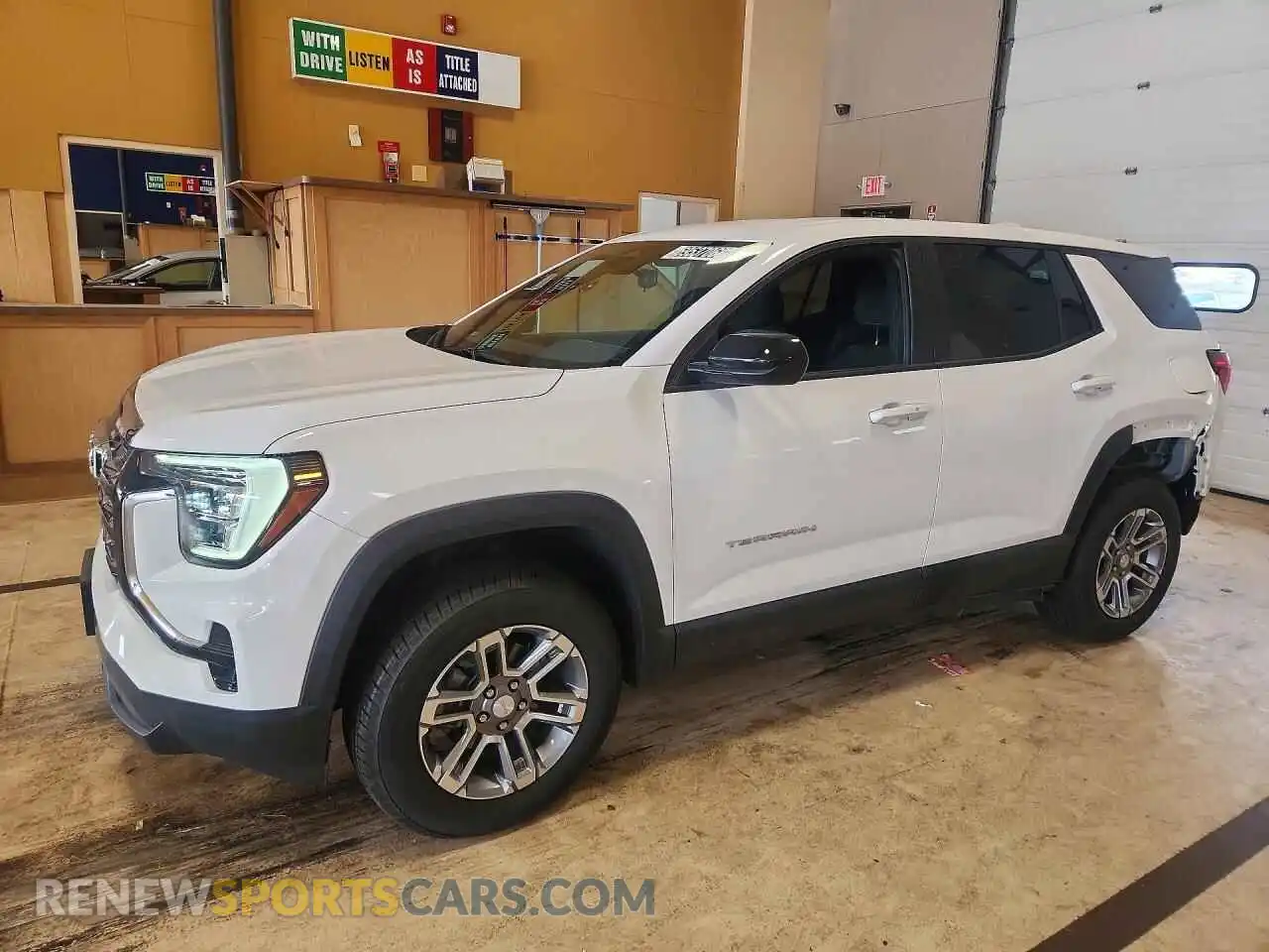 1 Фотография поврежденного автомобиля 3GKALUEG6TL453088 GMC TERRAIN 2026