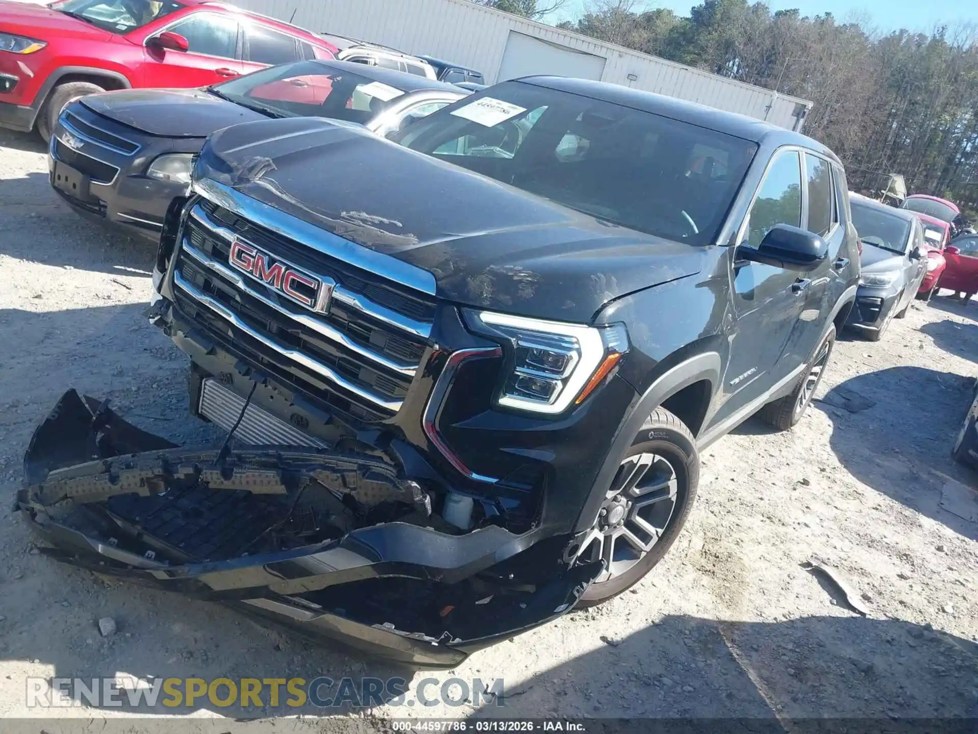 2 Фотография поврежденного автомобиля 3GKALUEG8TL245777 GMC TERRAIN 2026