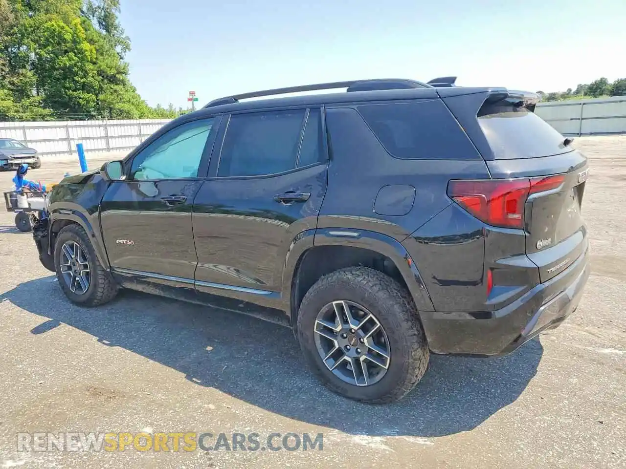 2 Фотография поврежденного автомобиля 3GKALYEG0TL114964 GMC TERRAIN 2026