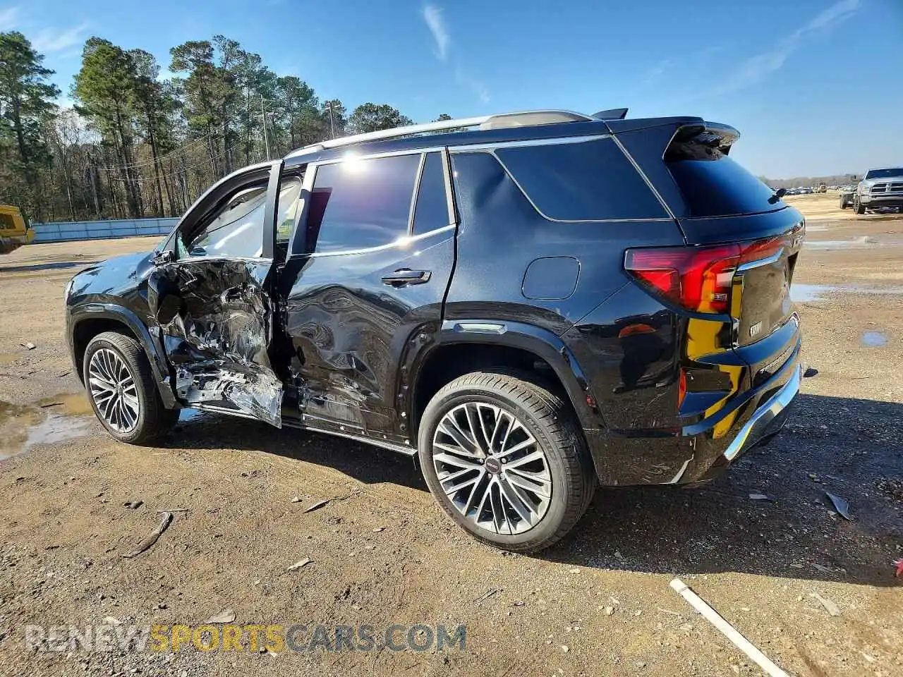 2 Photograph of a damaged car 3GKALZEG1TL334135 GMC TERRAIN 2026