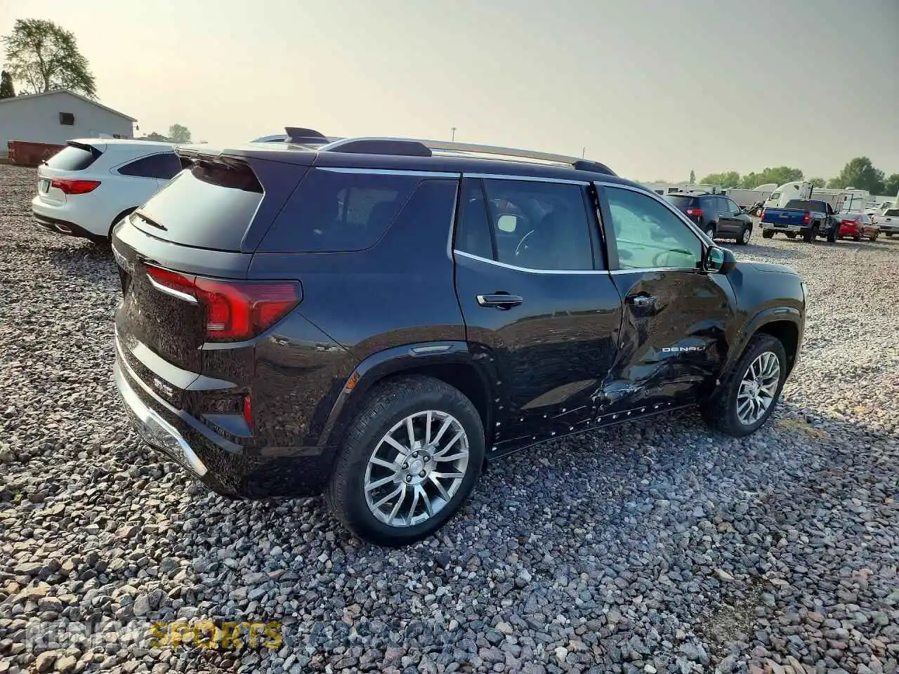 3 Фотография поврежденного автомобиля 3GKALZEG5TL433850 GMC TERRAIN 2026