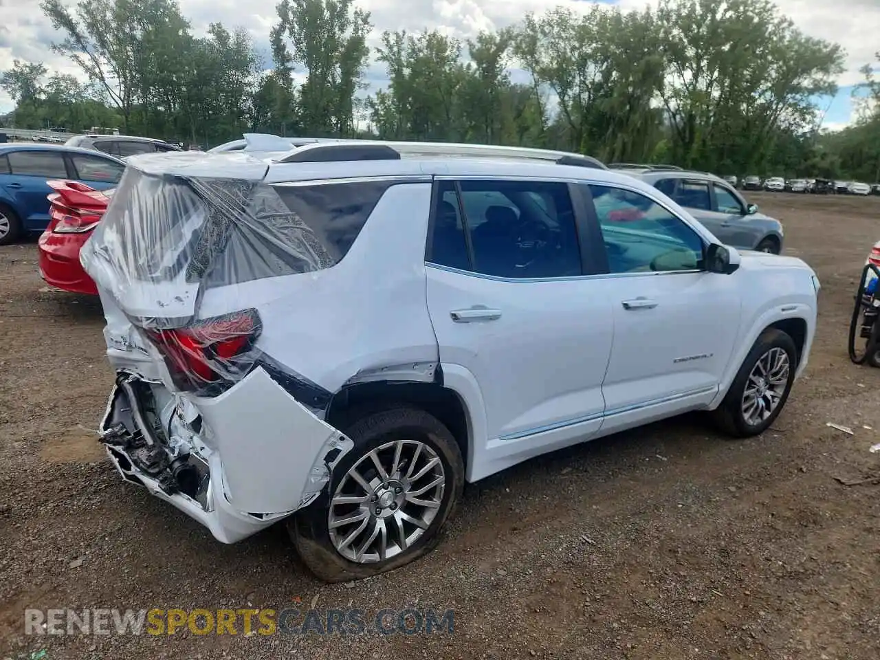 3 Photograph of a damaged car 3GKALZEG6TL420489 GMC TERRAIN 2026