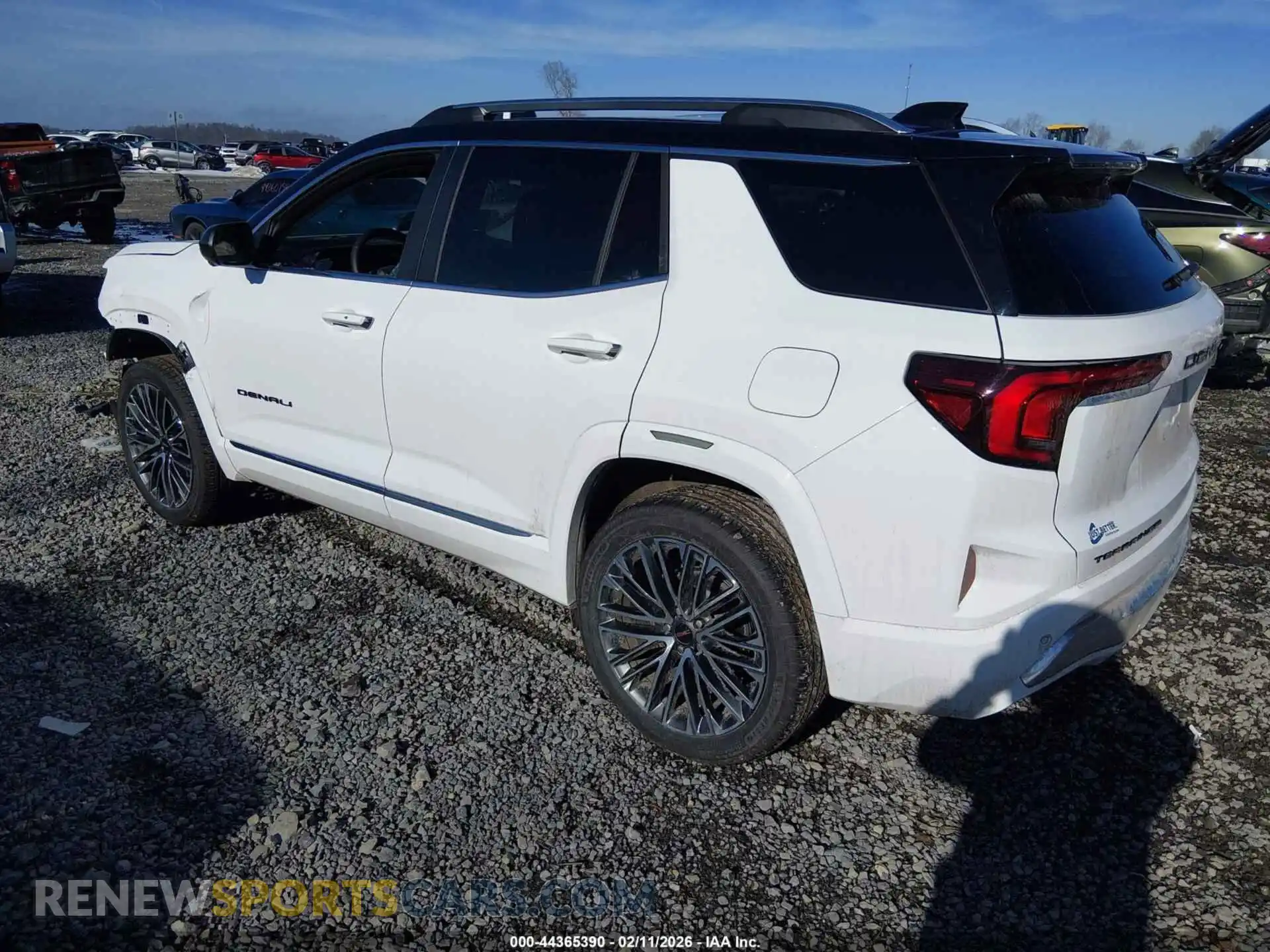 3 Photograph of a damaged car 3GKALZEG8TL314366 GMC TERRAIN 2026