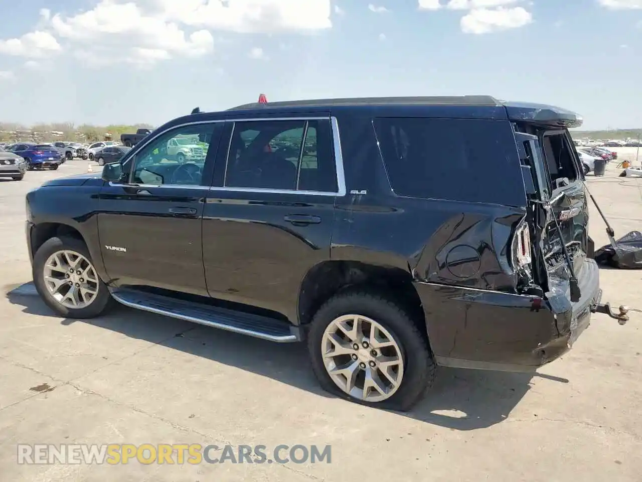 2 Photograph of a damaged car 1GKS1AKC3LR197205 GMC YUKON 2020