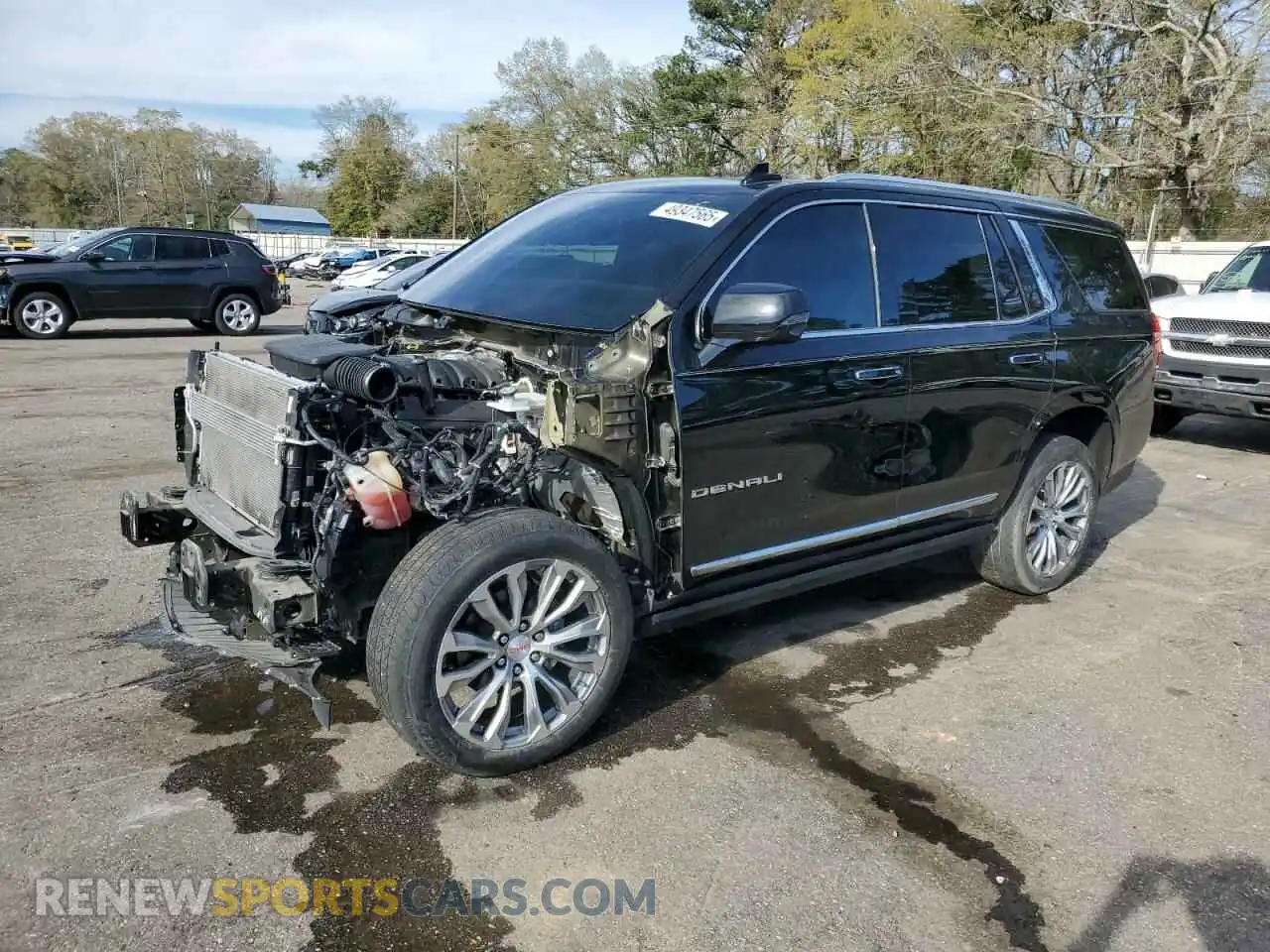 1 Photograph of a damaged car 1GKS1DKL3MR394376 GMC YUKON 2021
