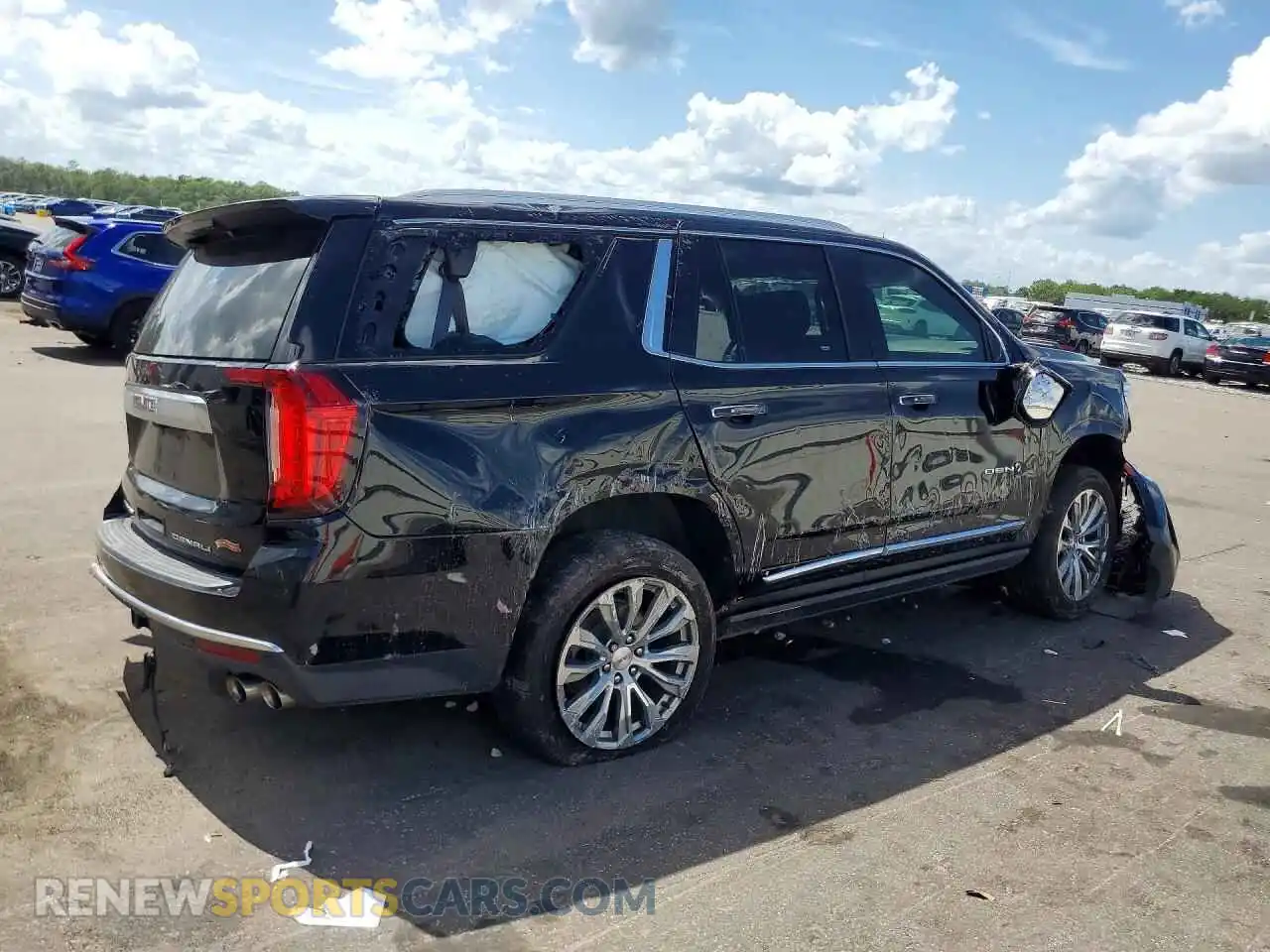 3 Photograph of a damaged car 1GKS1DKL6MR318392 GMC YUKON 2021