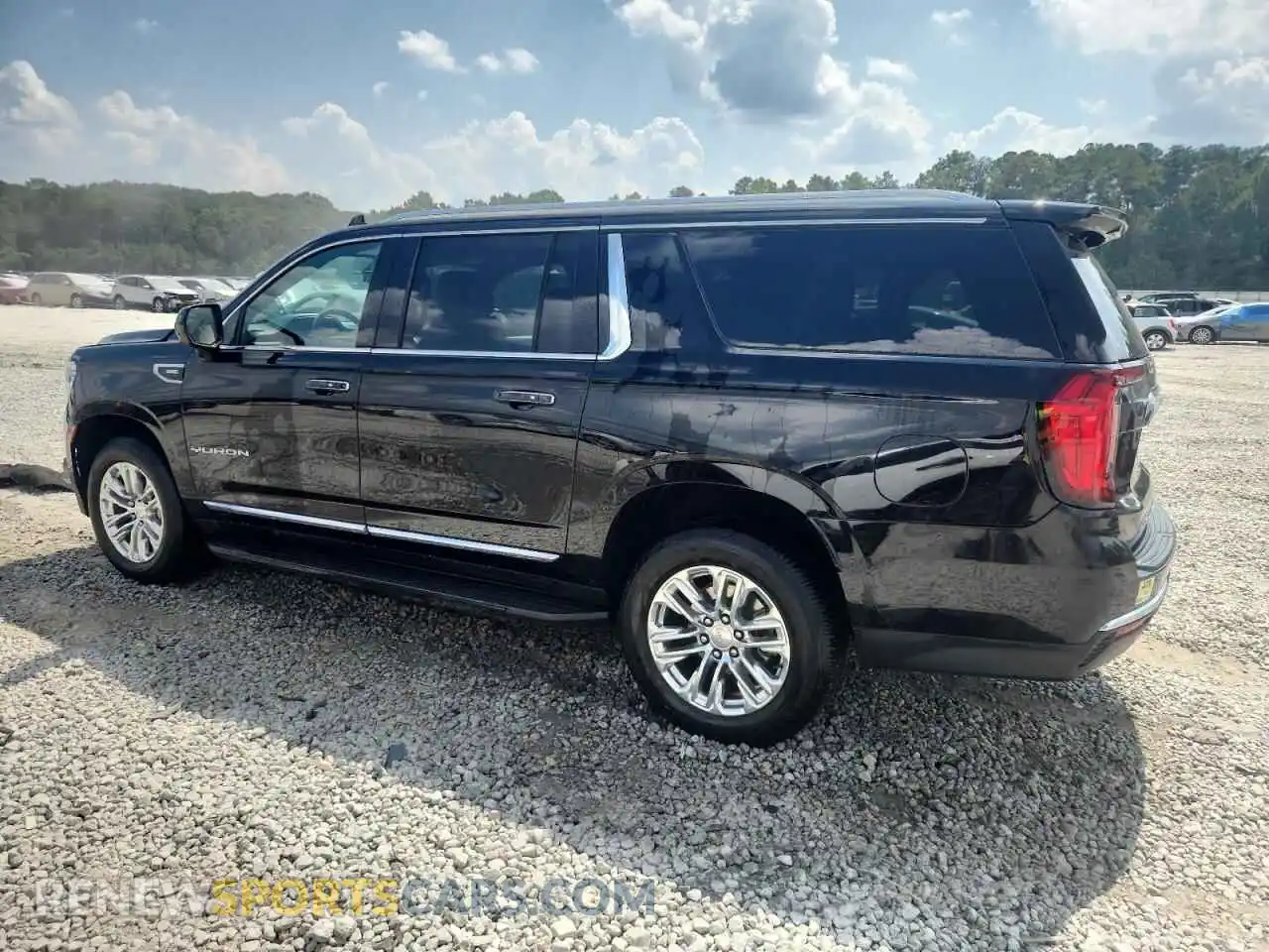2 Photograph of a damaged car 1GKS1GKDXMR250673 GMC YUKON 2021
