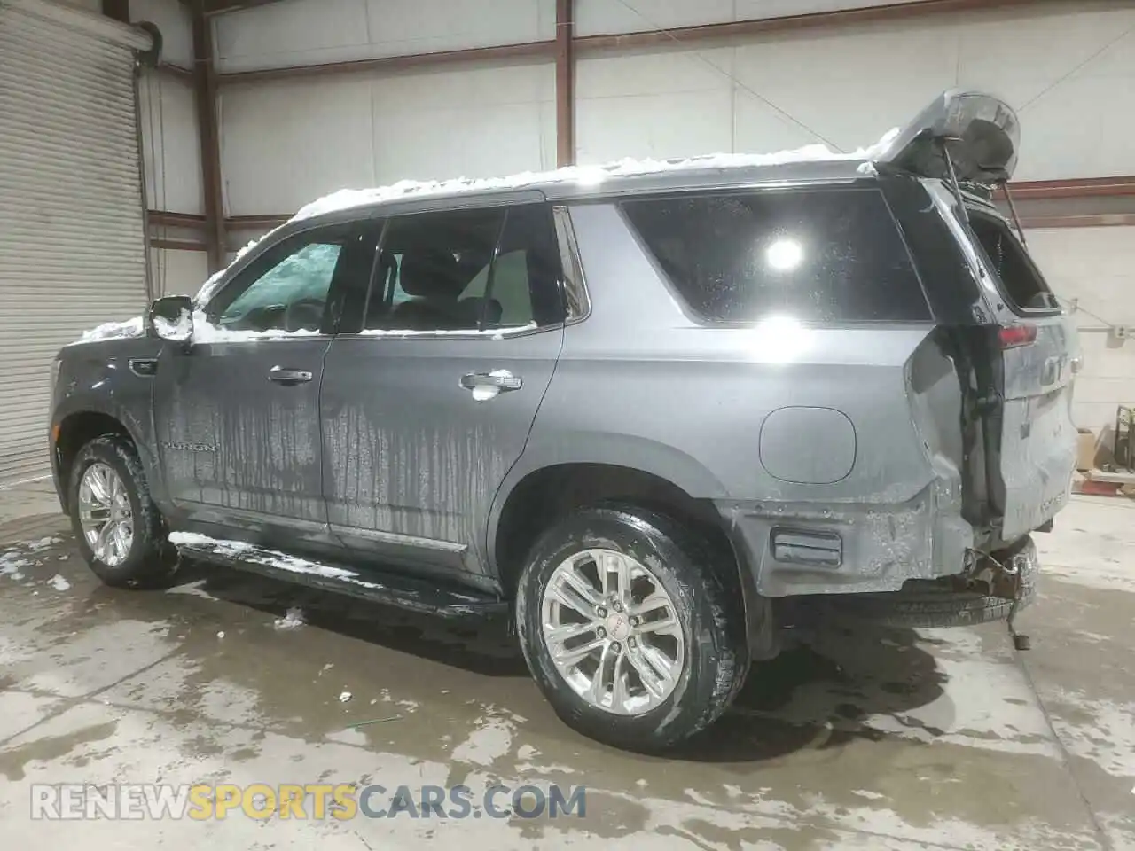 2 Photograph of a damaged car 1GKS2BKD8MR414972 GMC YUKON 2021