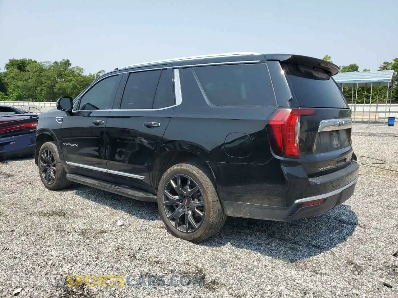 2 Photograph of a damaged car 1GKS2BKD9MR147535 GMC YUKON 2021