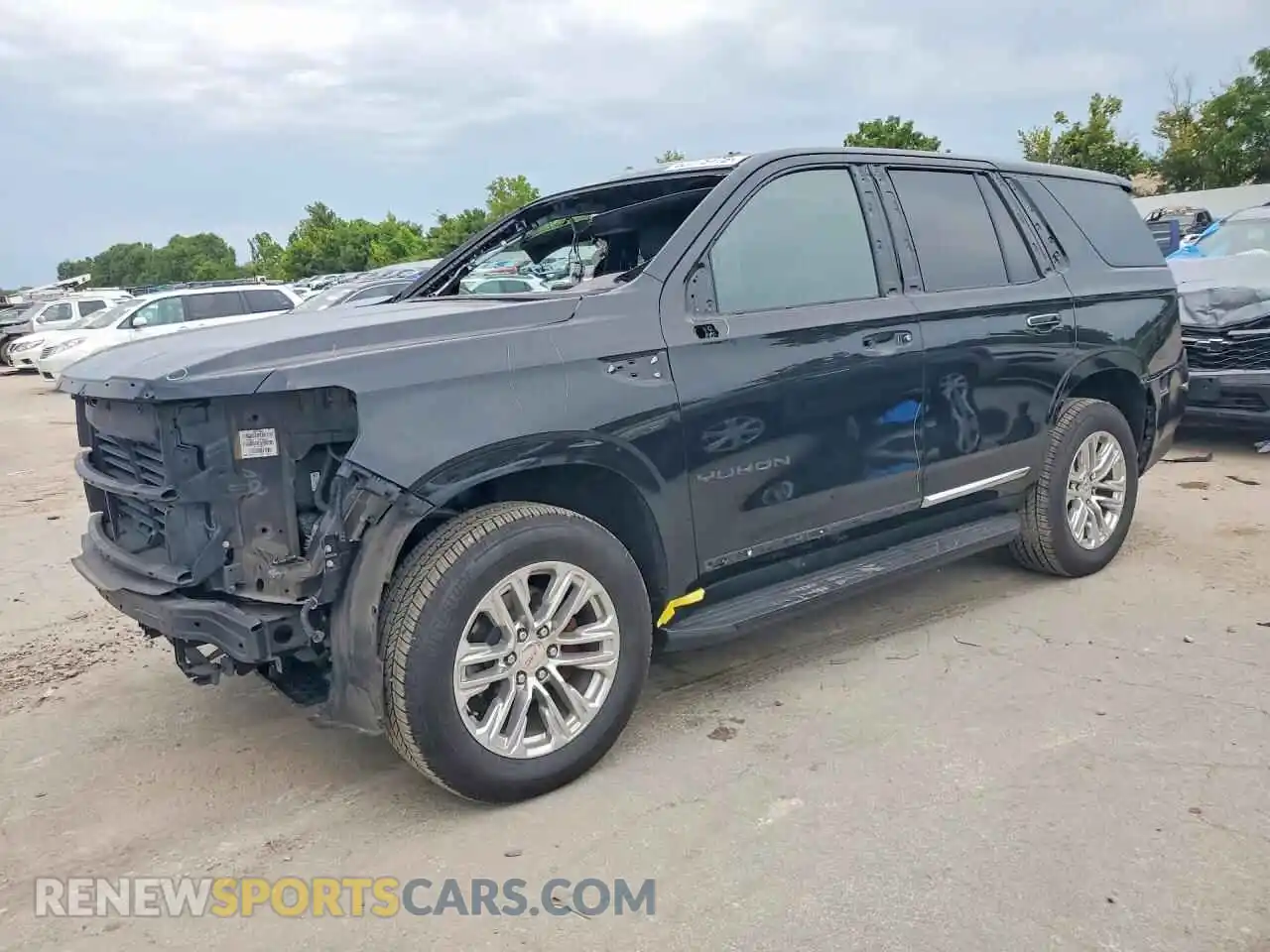 1 Photograph of a damaged car 1GKS2BKDXMR361420 GMC YUKON 2021
