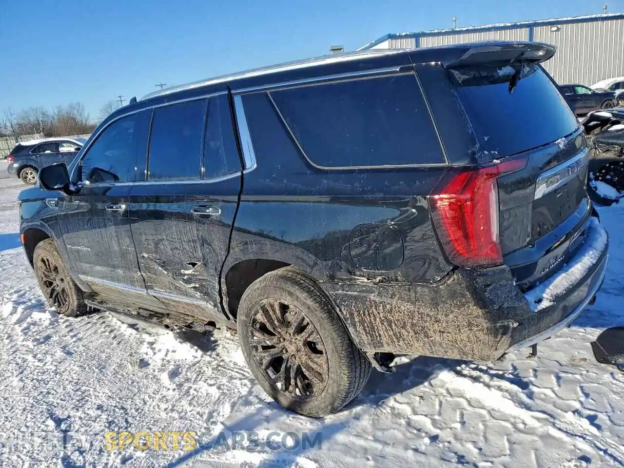2 Photograph of a damaged car 1GKS2BKDXMR403911 GMC YUKON 2021
