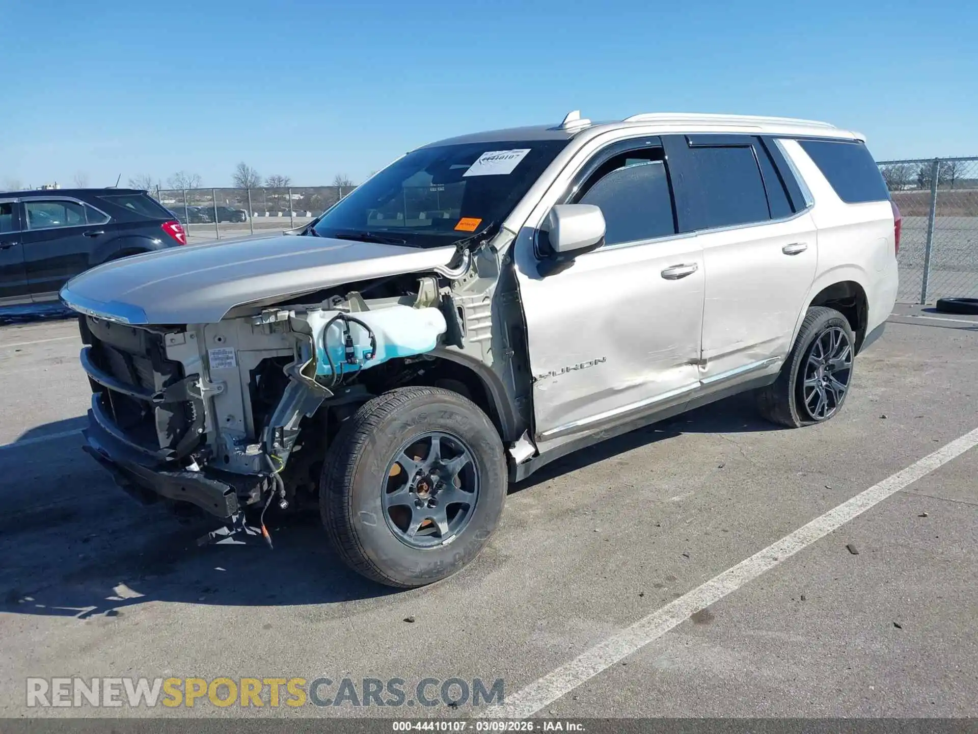 2 Photograph of a damaged car 1GKS2BKT2MR473863 GMC YUKON 2021