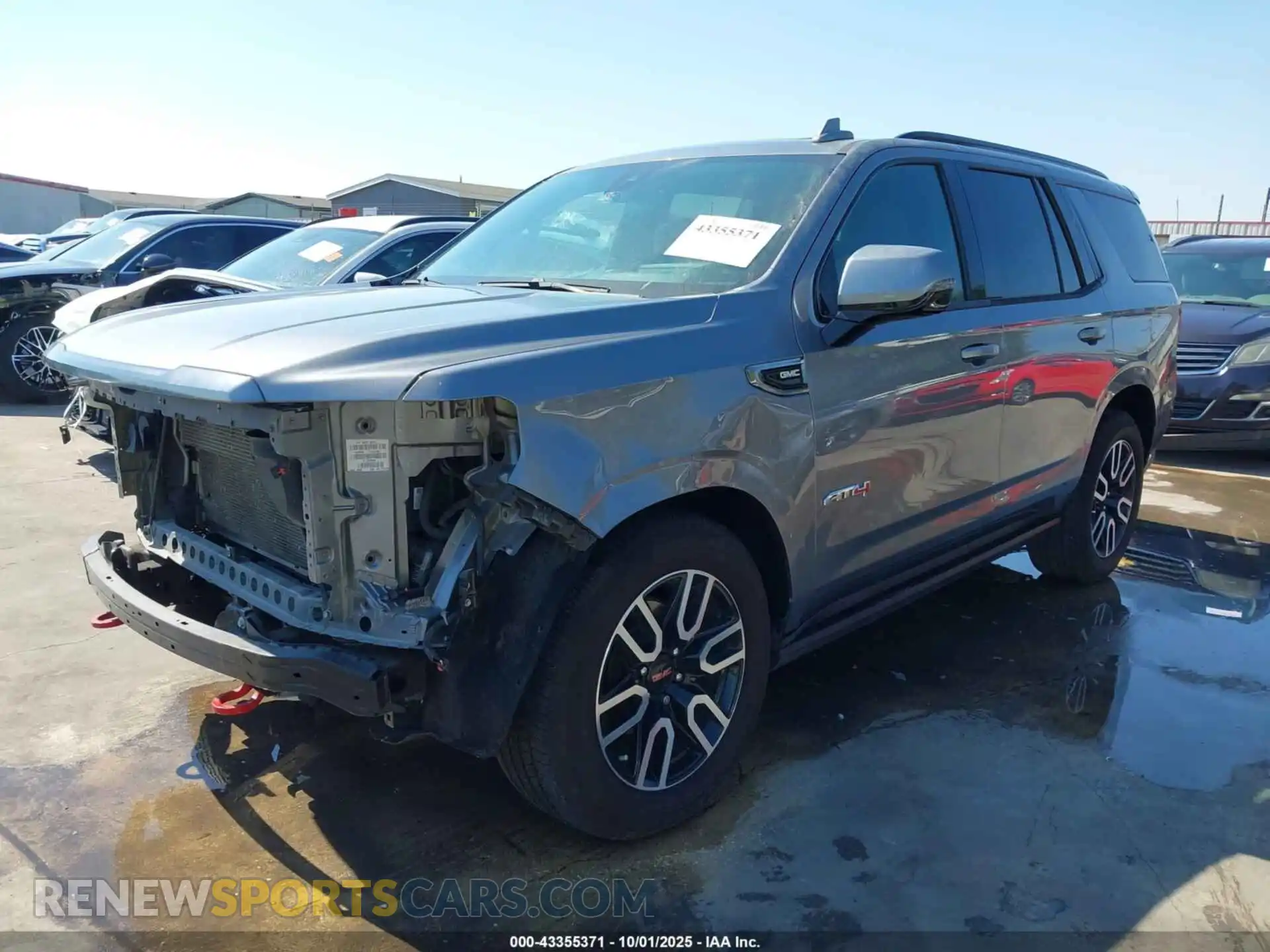 2 Photograph of a damaged car 1GKS2CKD2MR315392 GMC YUKON 2021