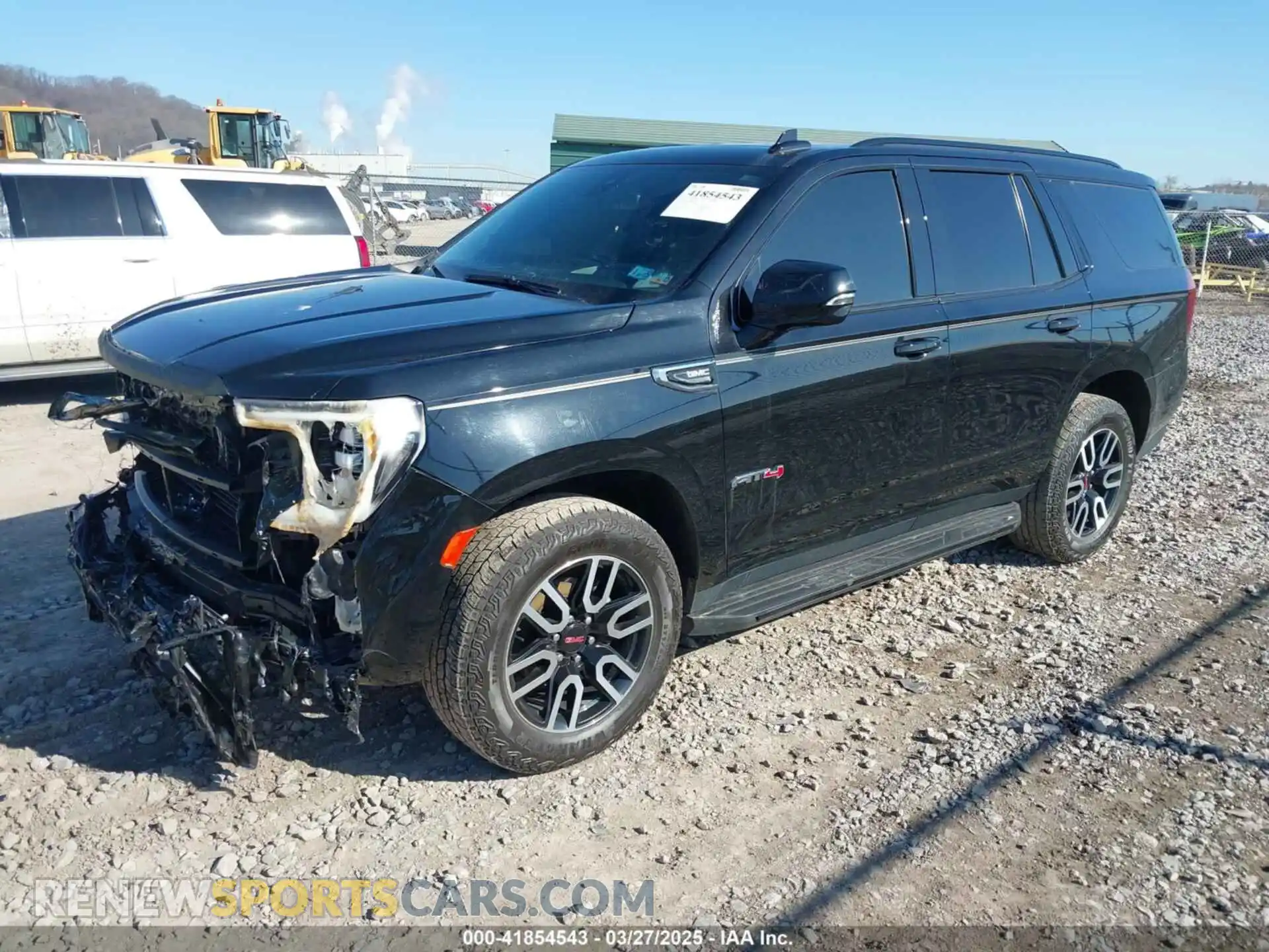2 Photograph of a damaged car 1GKS2CKD6MR154142 GMC YUKON 2021