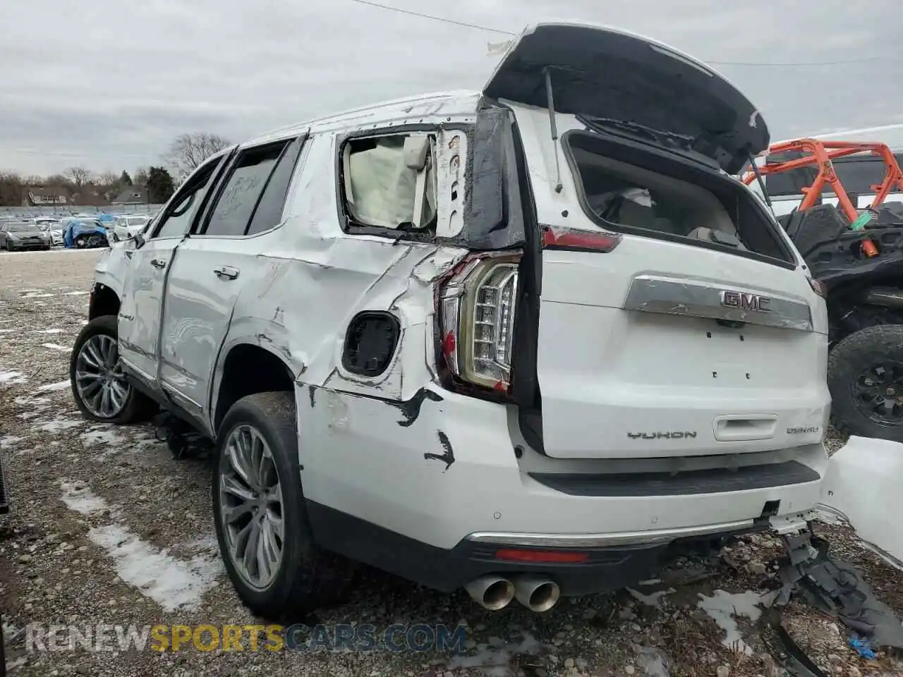 2 Photograph of a damaged car 1GKS2DKL0MR412765 GMC YUKON 2021