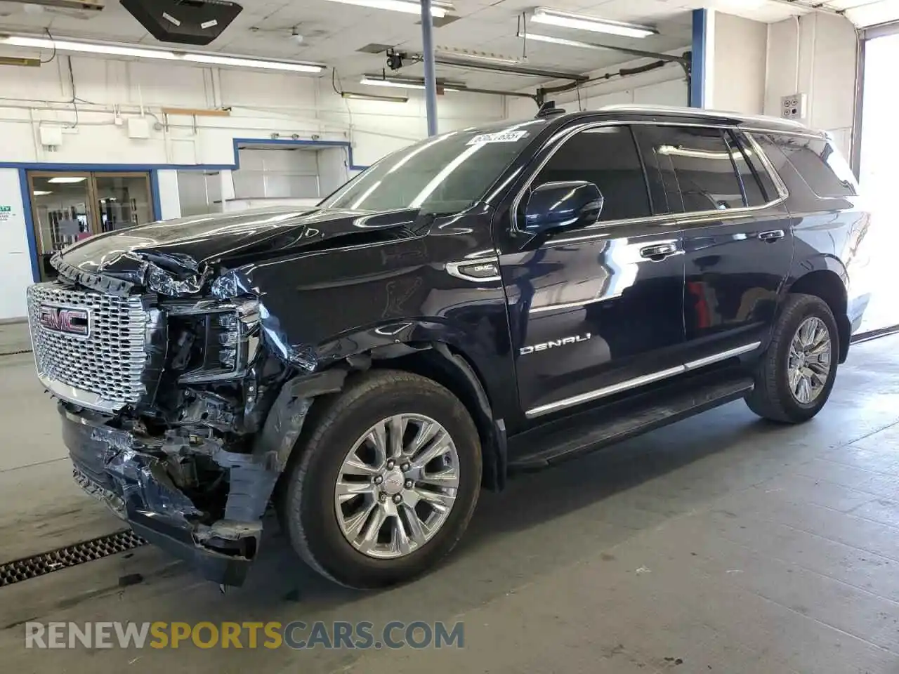 1 Photograph of a damaged car 1GKS2DKL2MR439434 GMC YUKON 2021