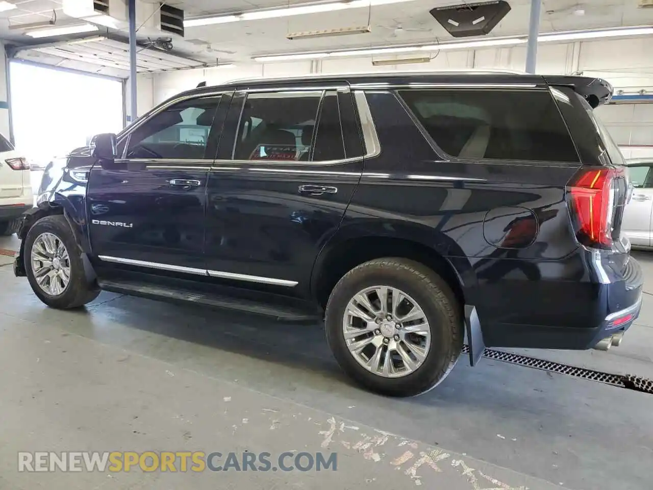 2 Photograph of a damaged car 1GKS2DKL2MR439434 GMC YUKON 2021