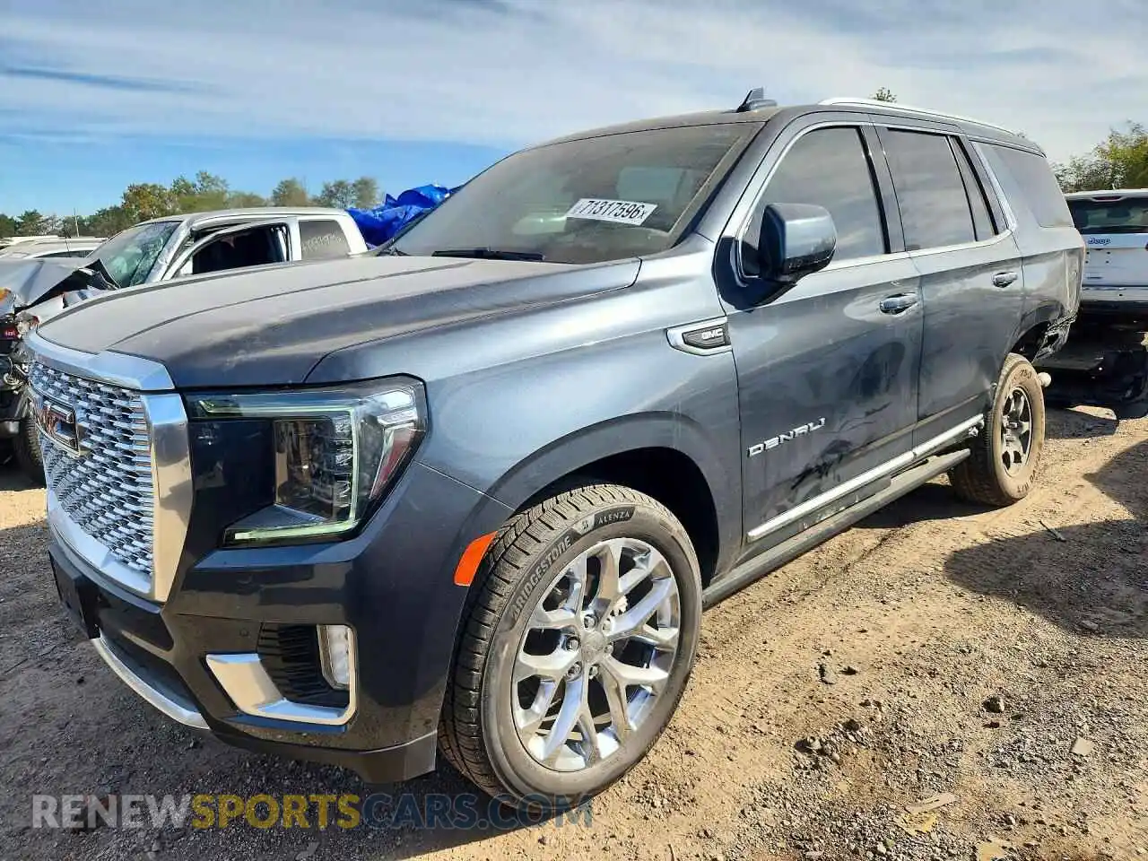 1 Photograph of a damaged car 1GKS2DKL4MR390785 GMC YUKON 2021