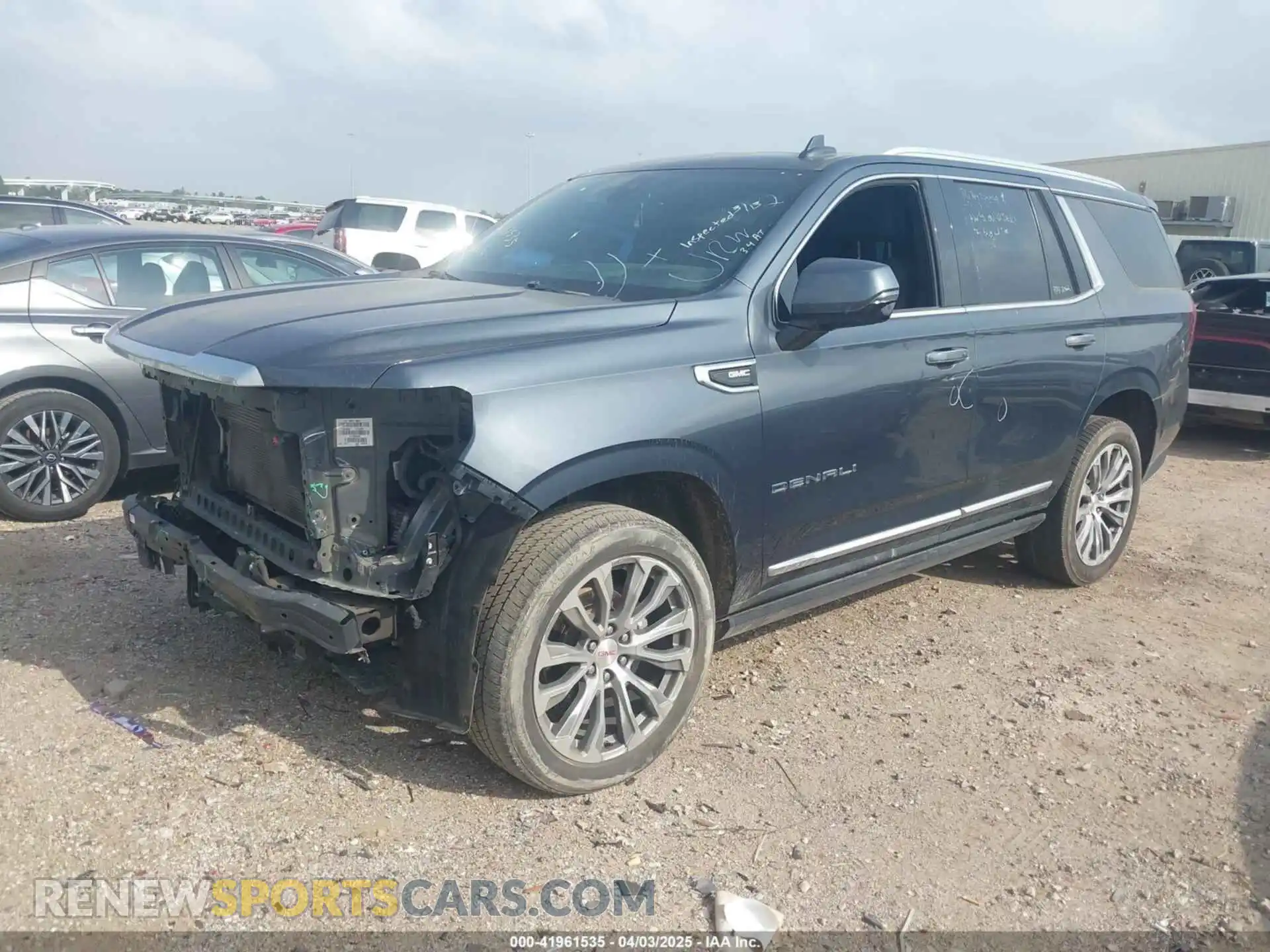 2 Photograph of a damaged car 1GKS2DKL4MR392195 GMC YUKON 2021