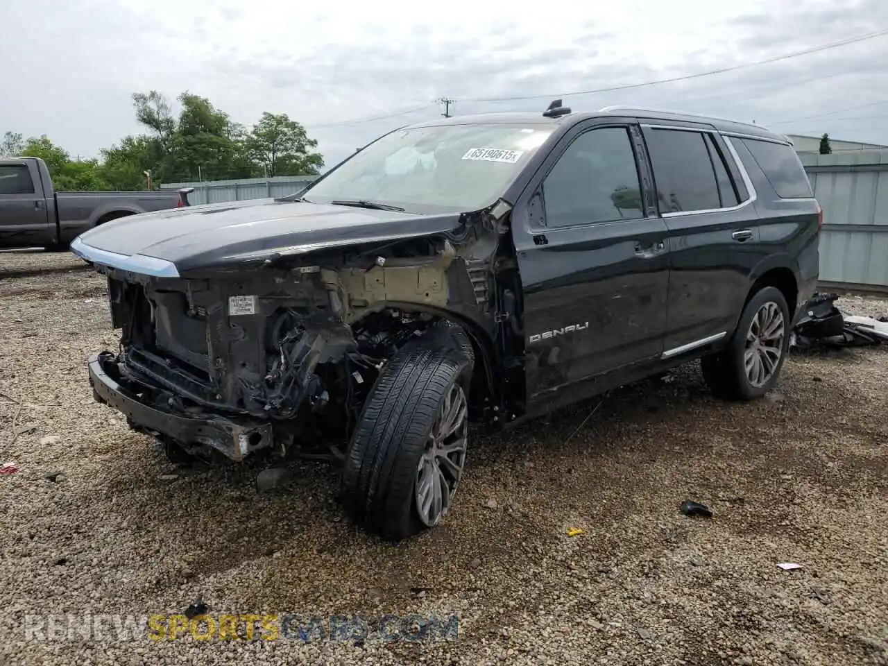 1 Photograph of a damaged car 1GKS2DKL9MR144850 GMC YUKON 2021