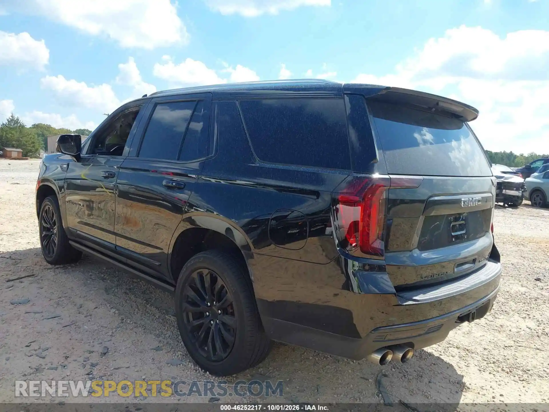 3 Фотография поврежденного автомобиля 1GKS2DKL9MR248433 GMC YUKON 2021