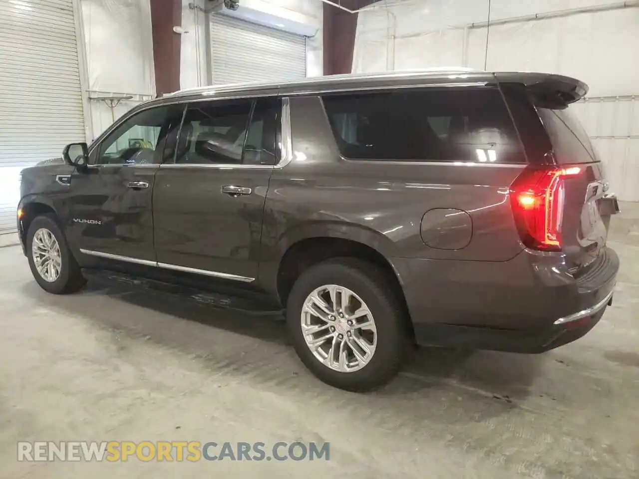 2 Photograph of a damaged car 1GKS2GKD5MR358213 GMC YUKON 2021