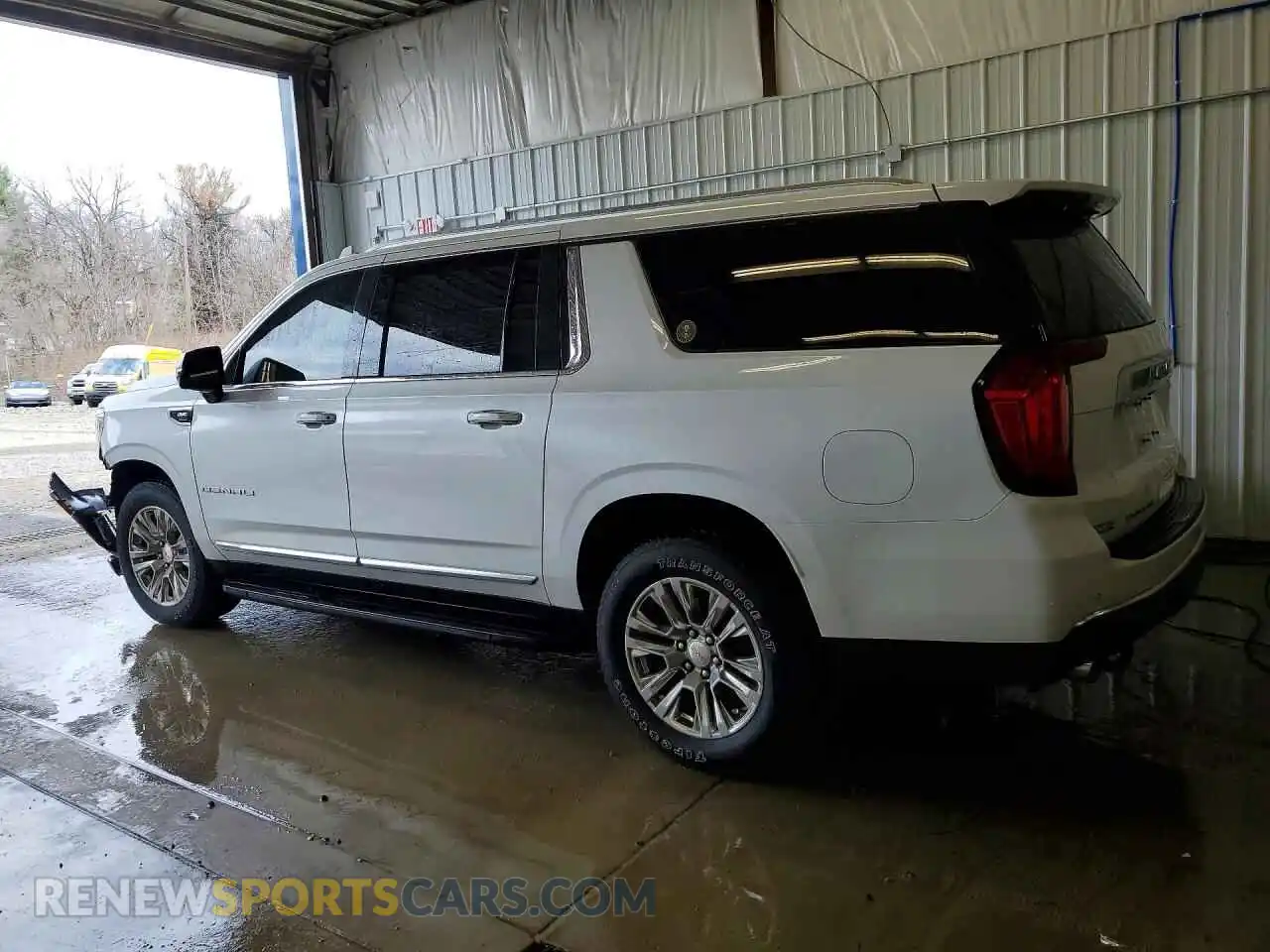 2 Photograph of a damaged car 1GKS2JKL2MR289257 GMC YUKON 2021
