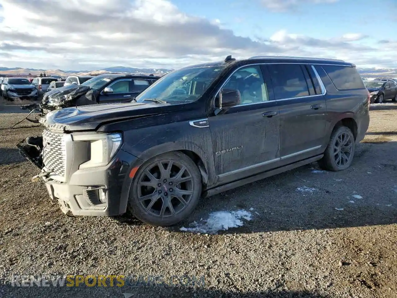1 Photograph of a damaged car 1GKS2JKL4MR233921 GMC YUKON 2021