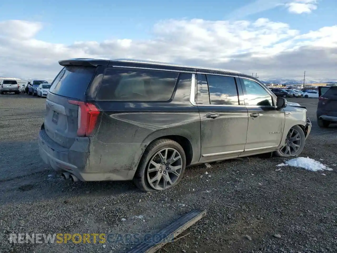 3 Photograph of a damaged car 1GKS2JKL4MR233921 GMC YUKON 2021