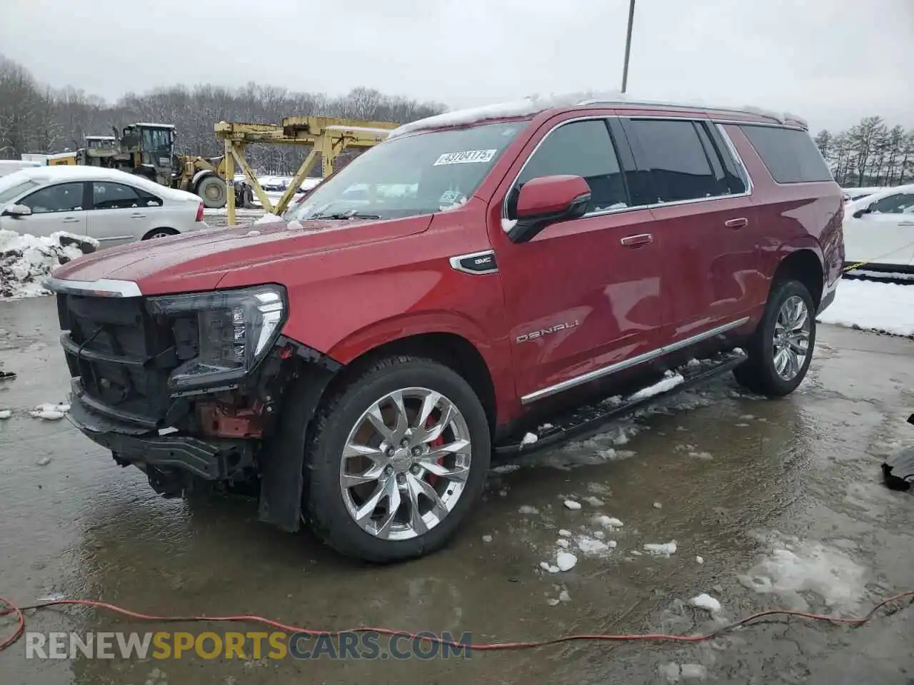 1 Photograph of a damaged car 1GKS2JKL5MR480459 GMC YUKON 2021